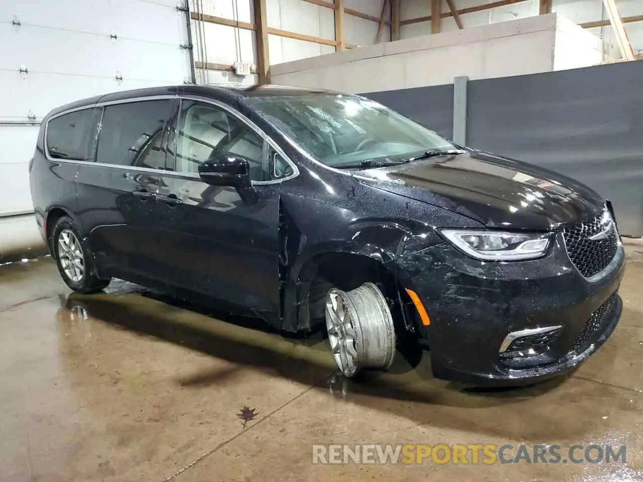 4 Photograph of a damaged car 2C4RC1BG4RR151375 CHRYSLER PACIFICA 2024
