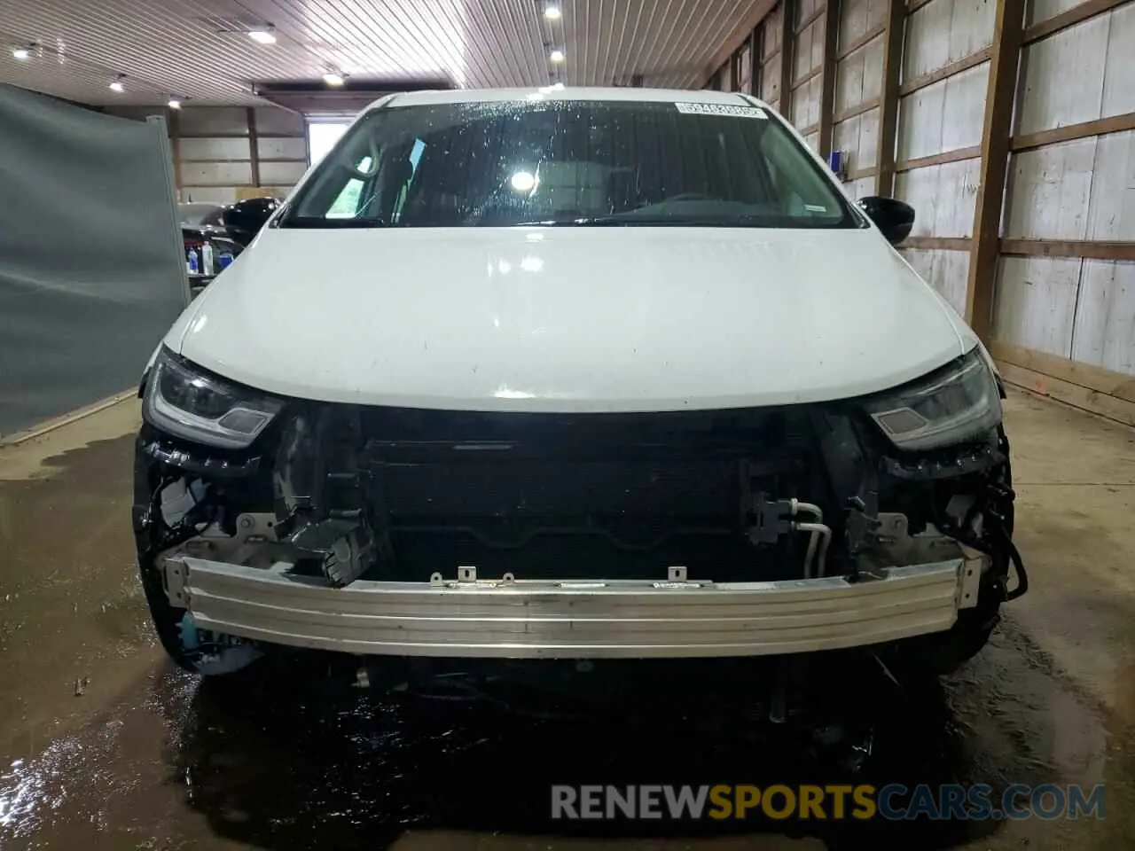5 Photograph of a damaged car 2C4RC1BG4RR155426 CHRYSLER PACIFICA 2024