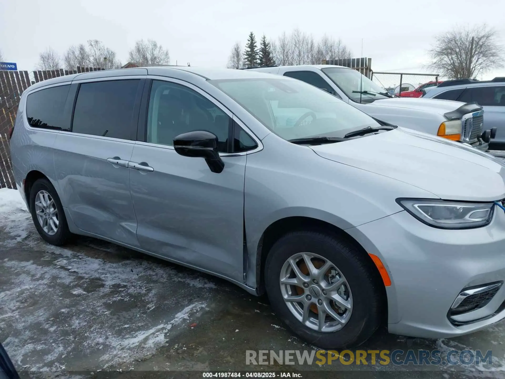 13 Photograph of a damaged car 2C4RC1BG4RR159301 CHRYSLER PACIFICA 2024