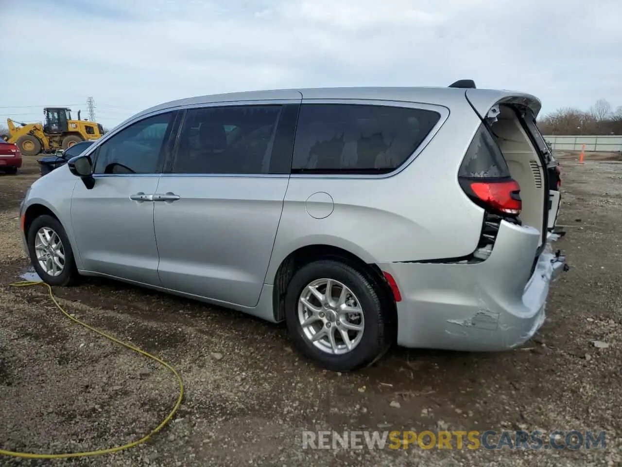 2 Photograph of a damaged car 2C4RC1BG4RR178897 CHRYSLER PACIFICA 2024