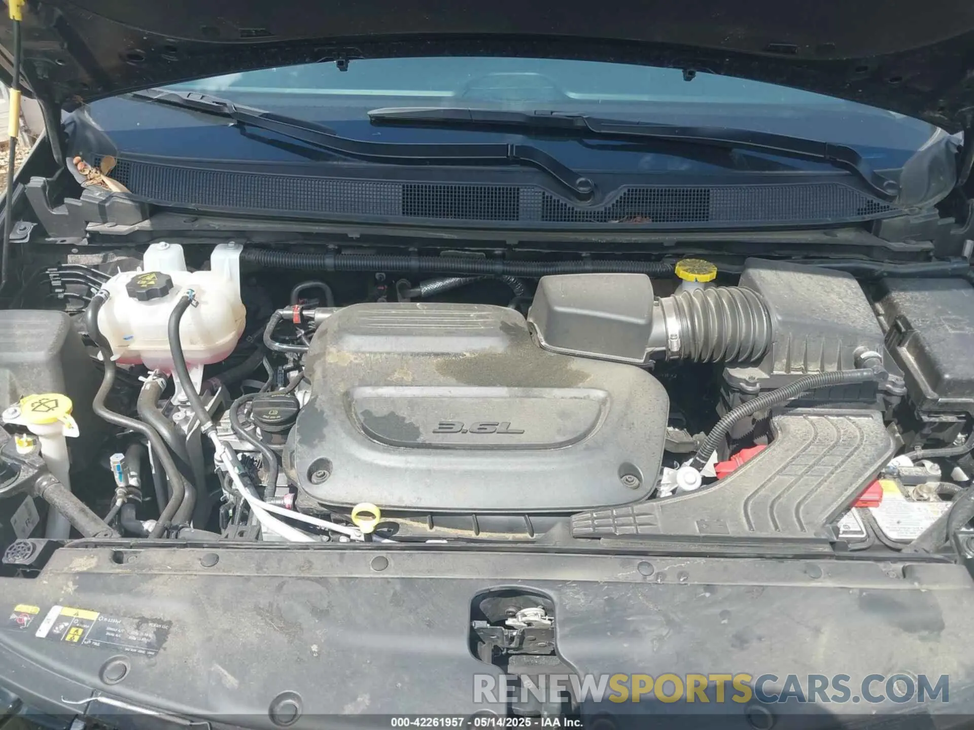10 Photograph of a damaged car 2C4RC1BG5RR143821 CHRYSLER PACIFICA 2024