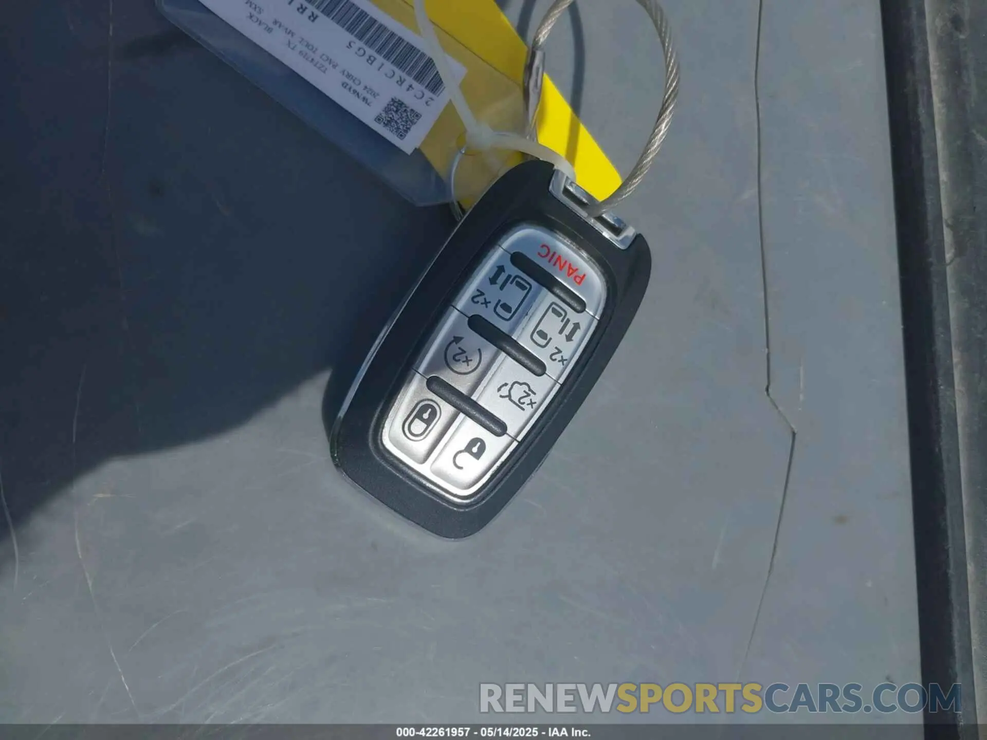11 Photograph of a damaged car 2C4RC1BG5RR143821 CHRYSLER PACIFICA 2024