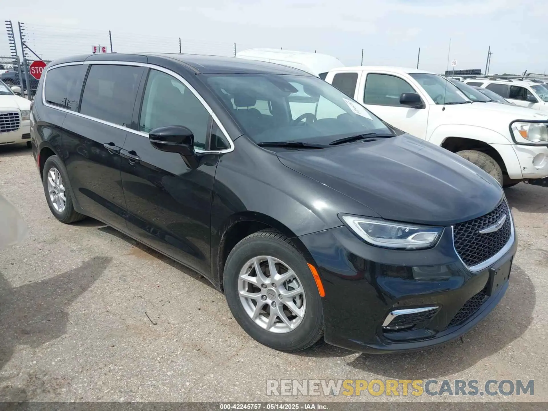1 Photograph of a damaged car 2C4RC1BG6RR101545 CHRYSLER PACIFICA 2024