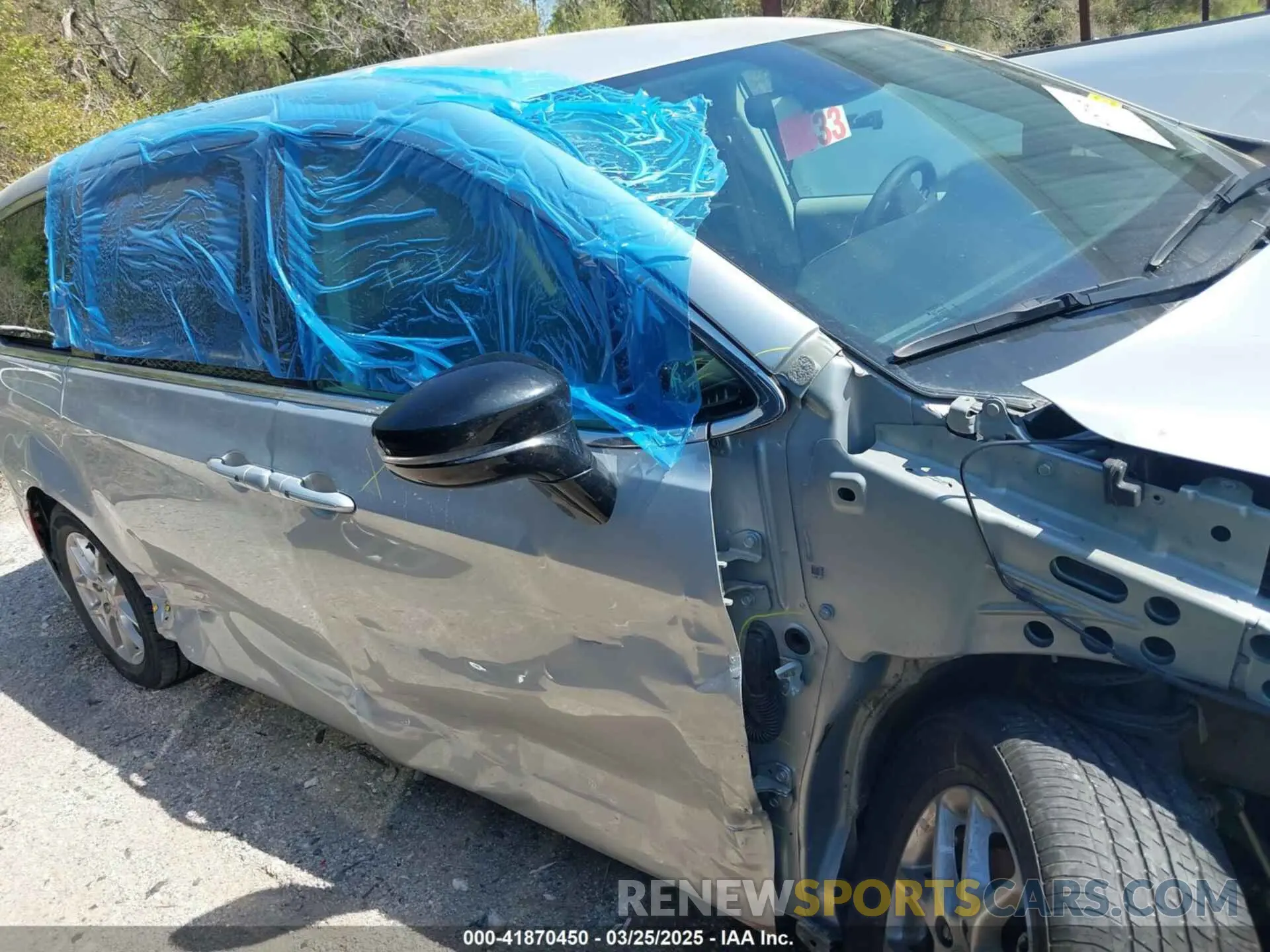 13 Photograph of a damaged car 2C4RC1BG6RR139387 CHRYSLER PACIFICA 2024