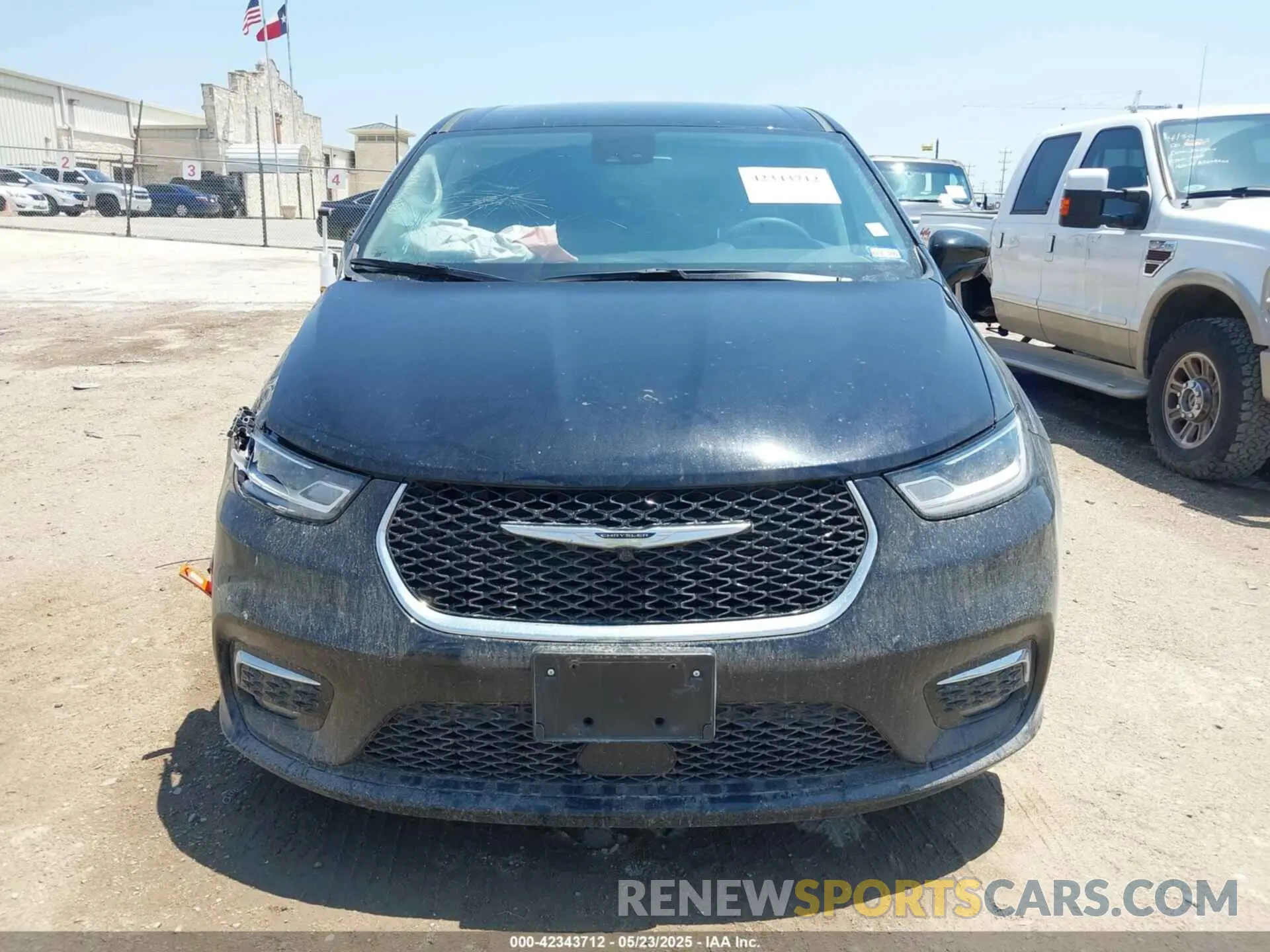 12 Photograph of a damaged car 2C4RC1BG7RR136417 CHRYSLER PACIFICA 2024