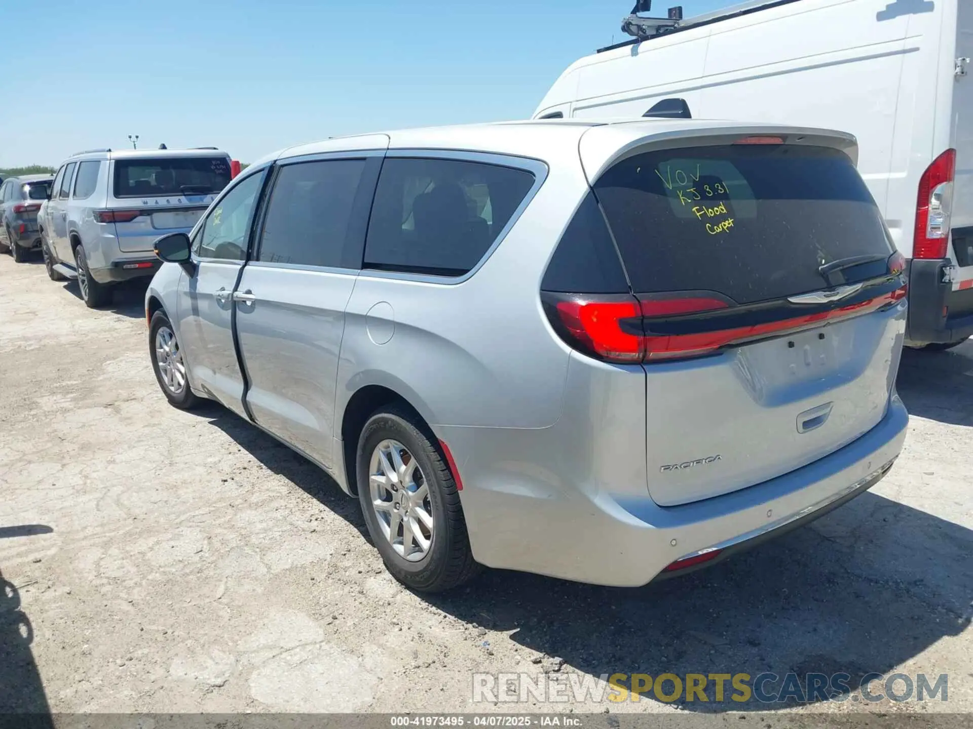 3 Photograph of a damaged car 2C4RC1BG7RR149779 CHRYSLER PACIFICA 2024