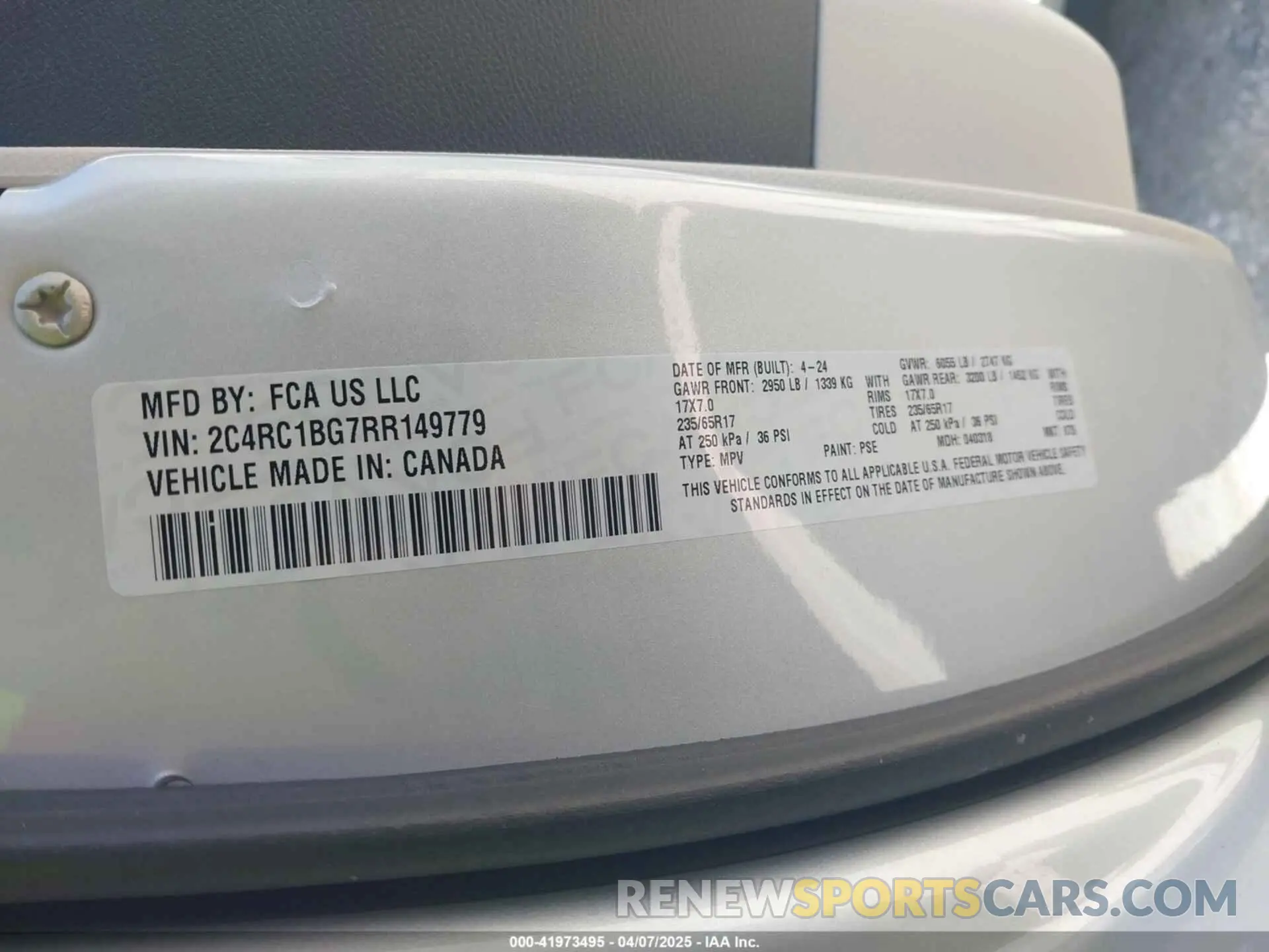 9 Photograph of a damaged car 2C4RC1BG7RR149779 CHRYSLER PACIFICA 2024