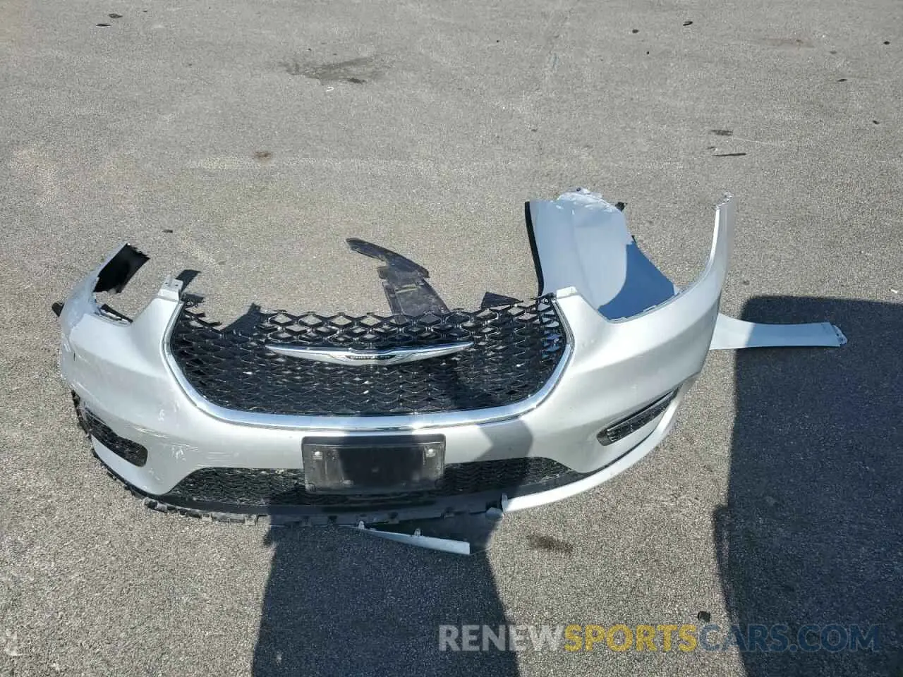 13 Photograph of a damaged car 2C4RC1BG7RR172236 CHRYSLER PACIFICA 2024