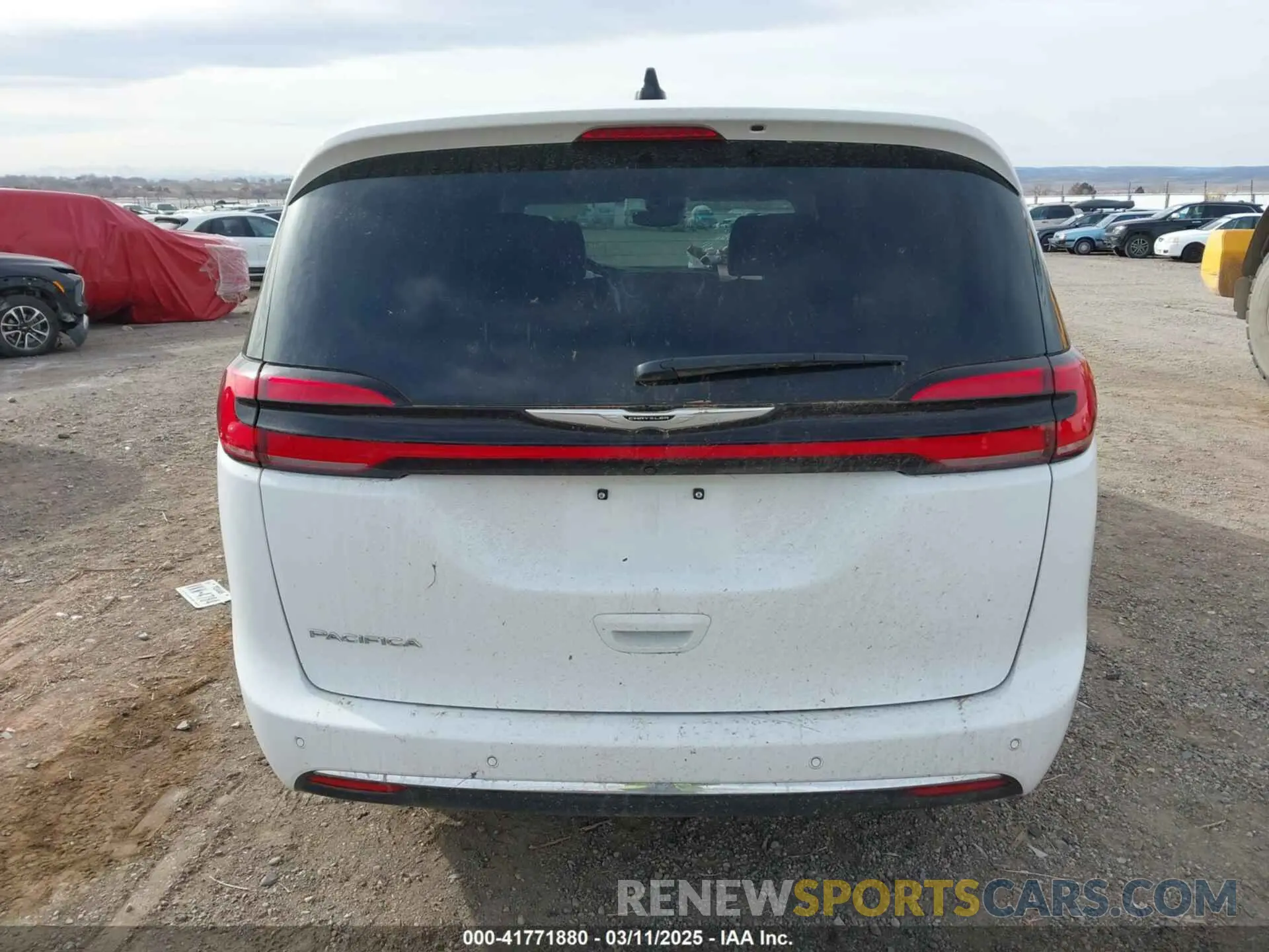16 Photograph of a damaged car 2C4RC1BG7RR182975 CHRYSLER PACIFICA 2024
