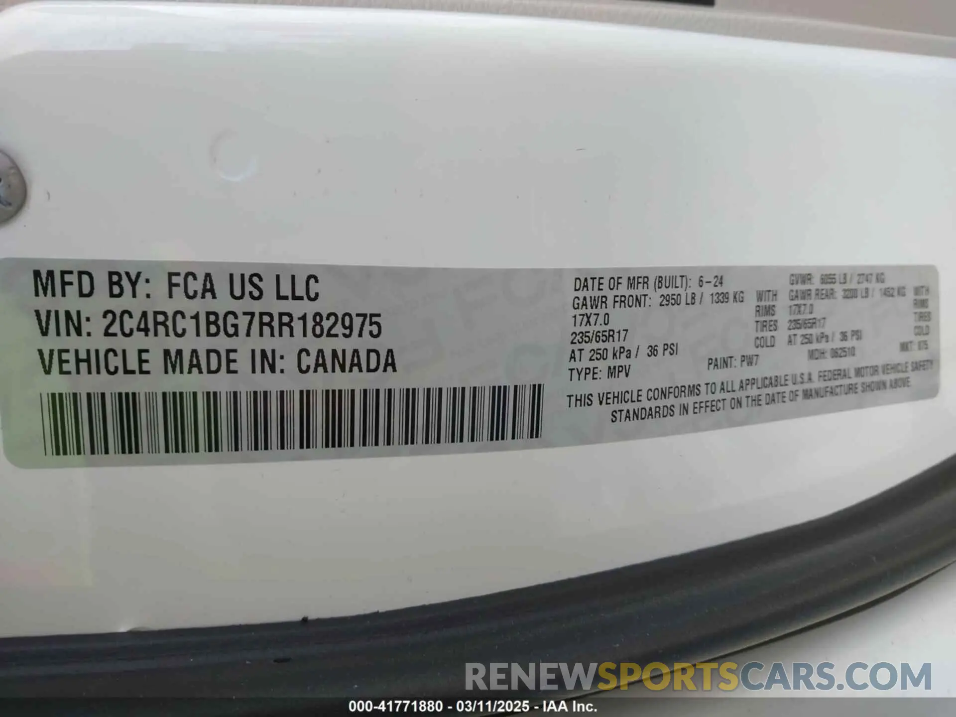 9 Photograph of a damaged car 2C4RC1BG7RR182975 CHRYSLER PACIFICA 2024