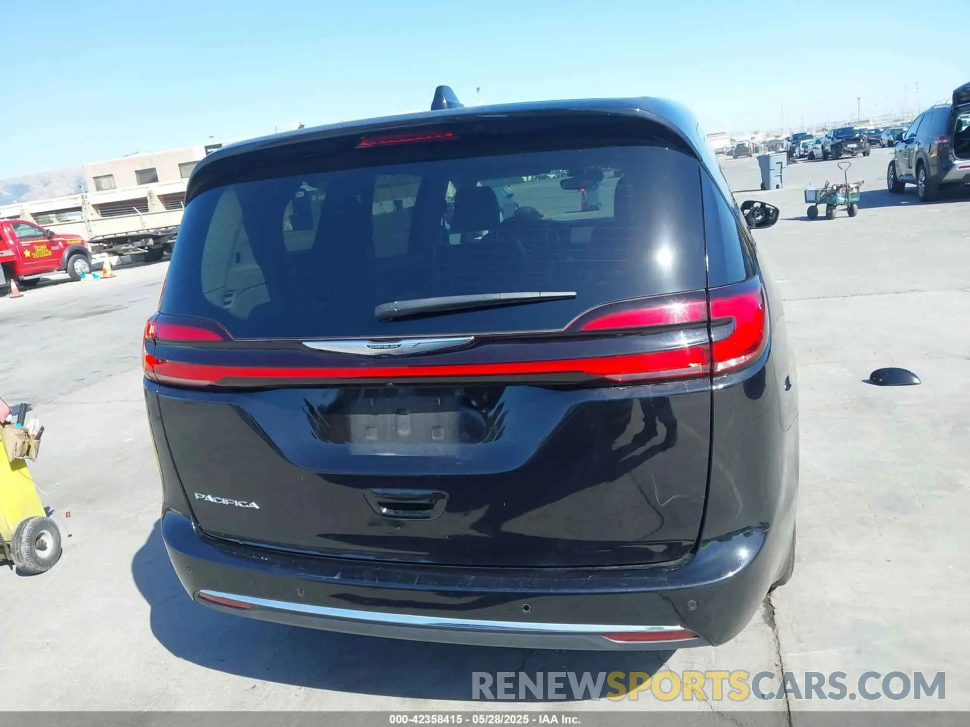 16 Photograph of a damaged car 2C4RC1BG8RR156353 CHRYSLER PACIFICA 2024