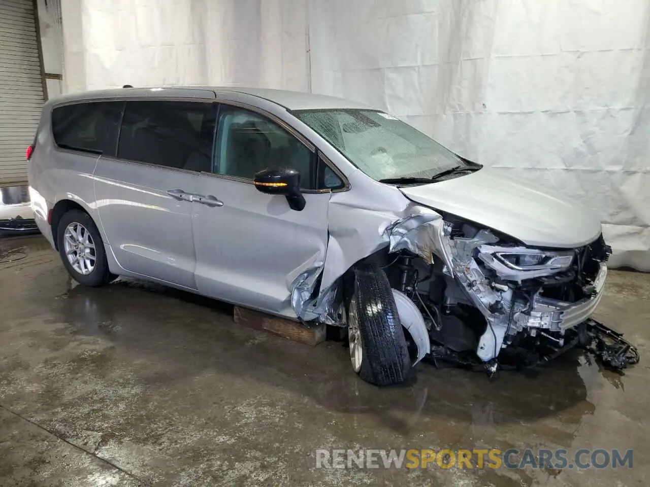 4 Photograph of a damaged car 2C4RC1BG8RR163044 CHRYSLER PACIFICA 2024