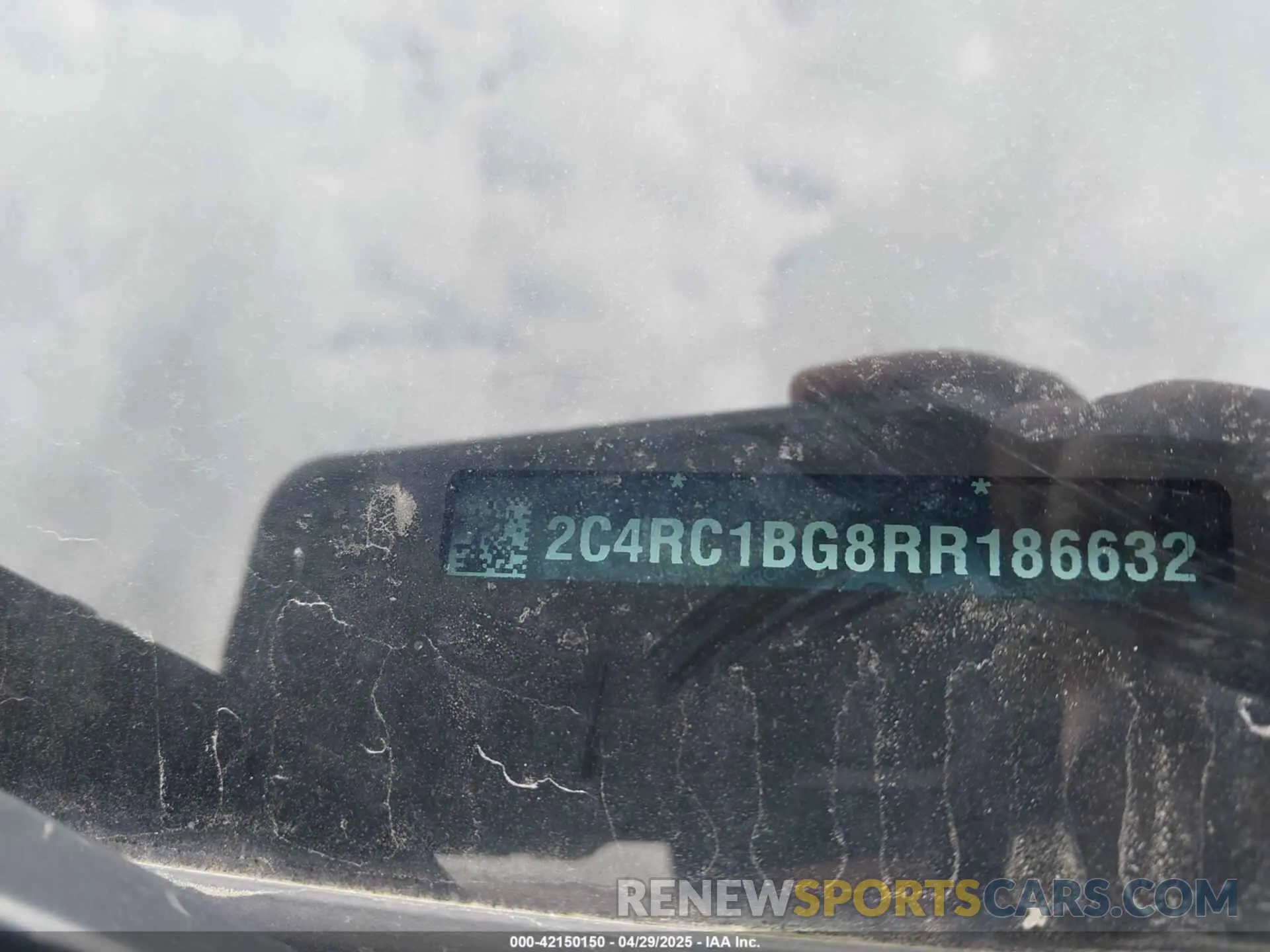 9 Photograph of a damaged car 2C4RC1BG8RR186632 CHRYSLER PACIFICA 2024