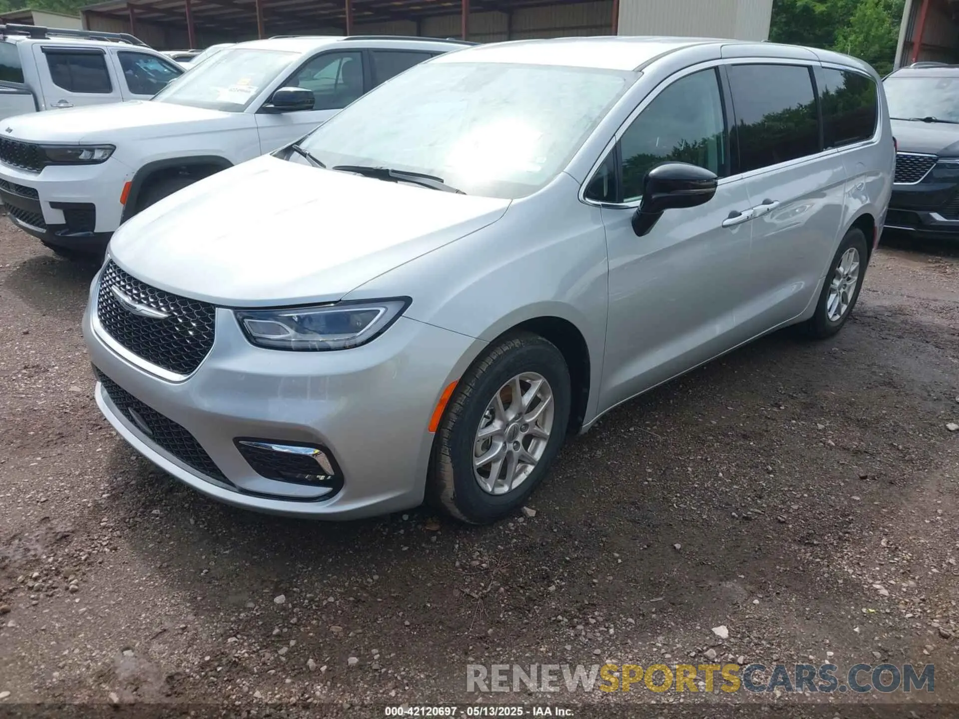 2 Photograph of a damaged car 2C4RC1BG9RR129162 CHRYSLER PACIFICA 2024