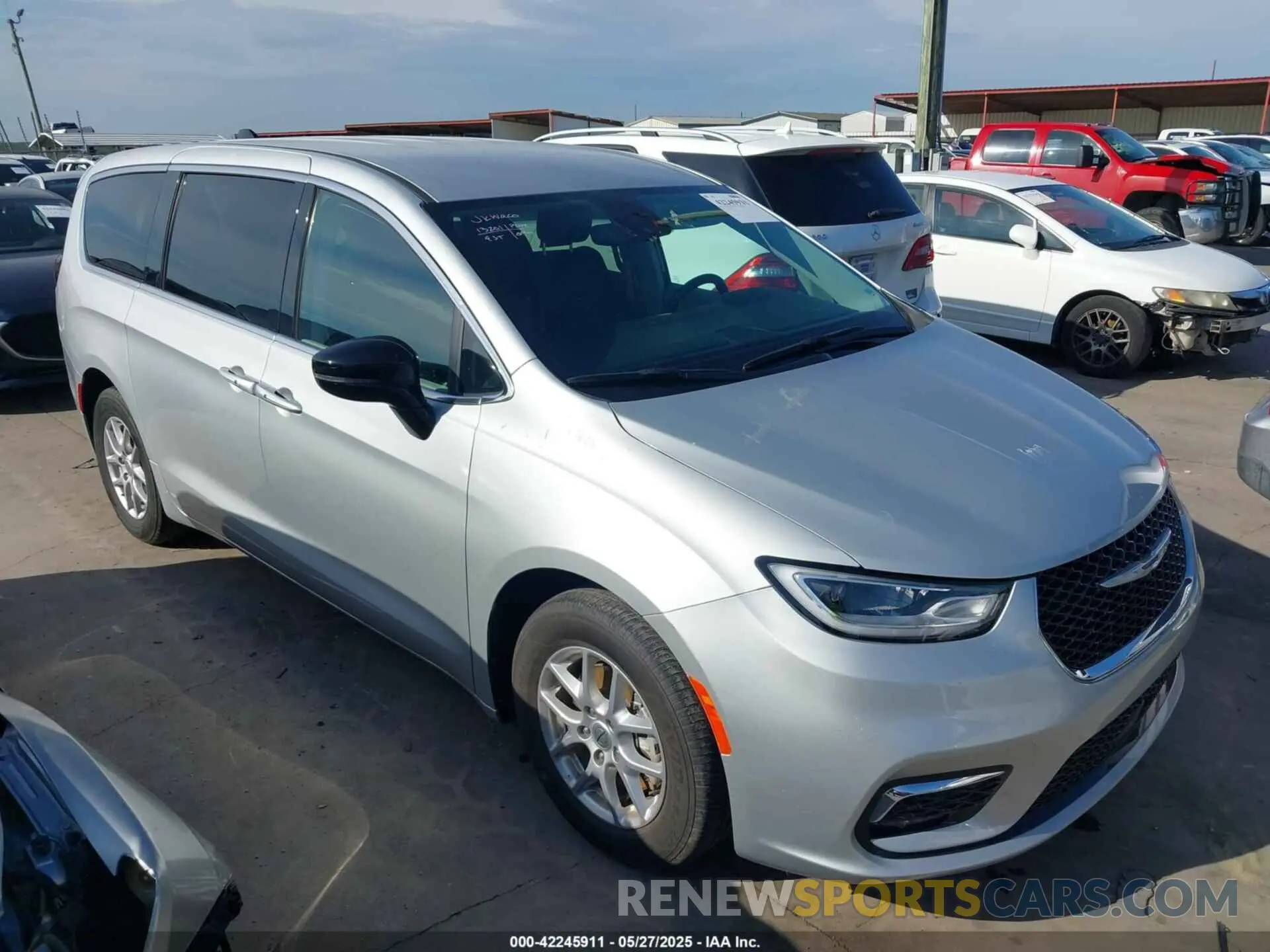 1 Photograph of a damaged car 2C4RC1BG9RR132725 CHRYSLER PACIFICA 2024