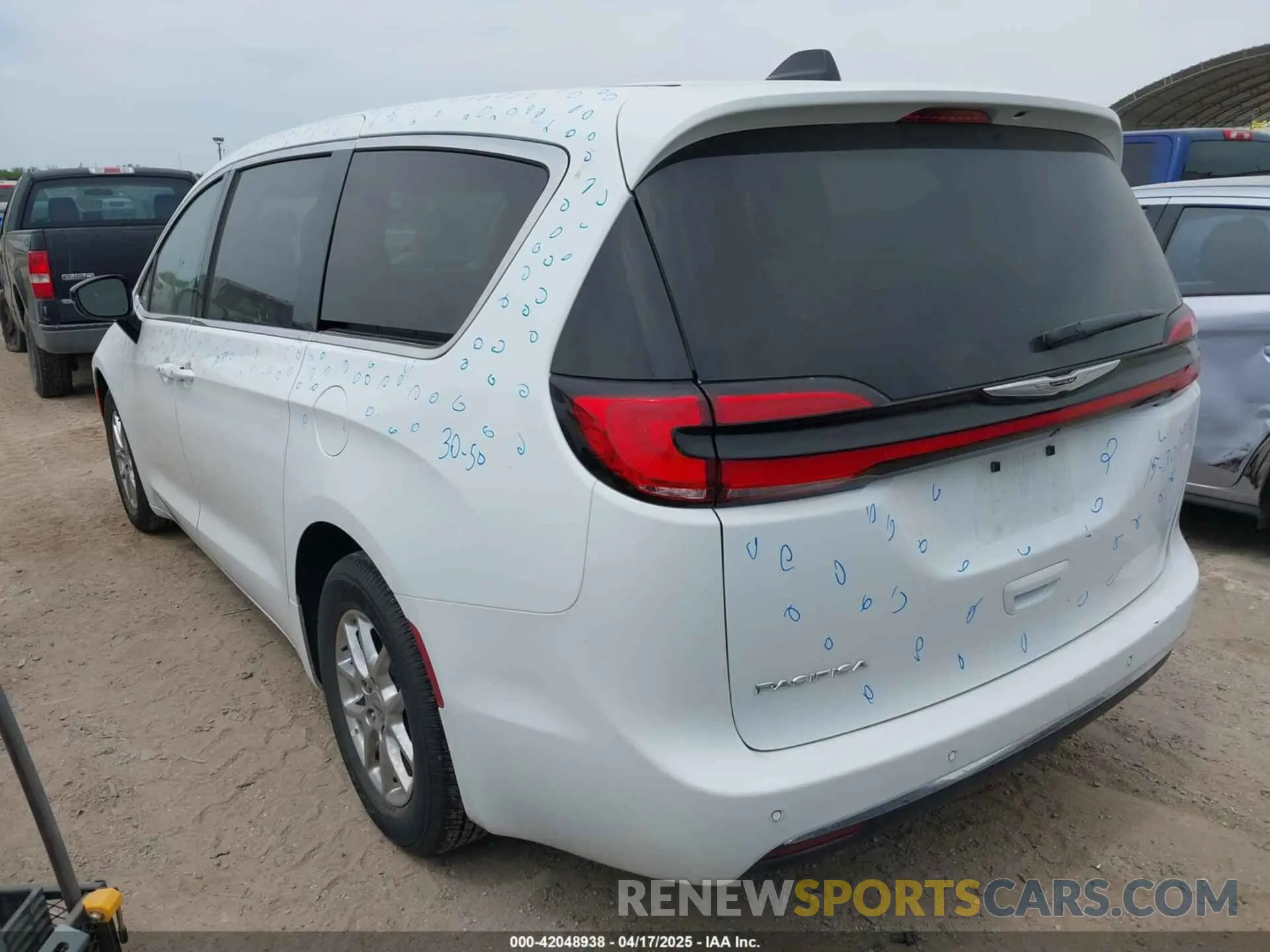 3 Photograph of a damaged car 2C4RC1BG9RR167328 CHRYSLER PACIFICA 2024