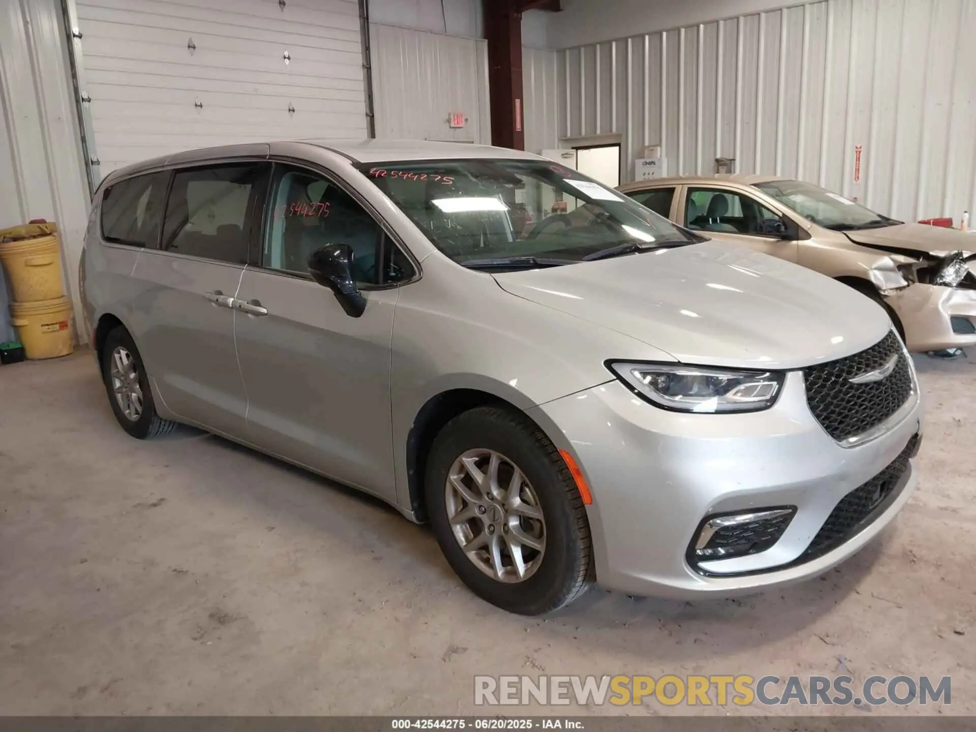 1 Photograph of a damaged car 2C4RC1BG9RR172836 CHRYSLER PACIFICA 2024