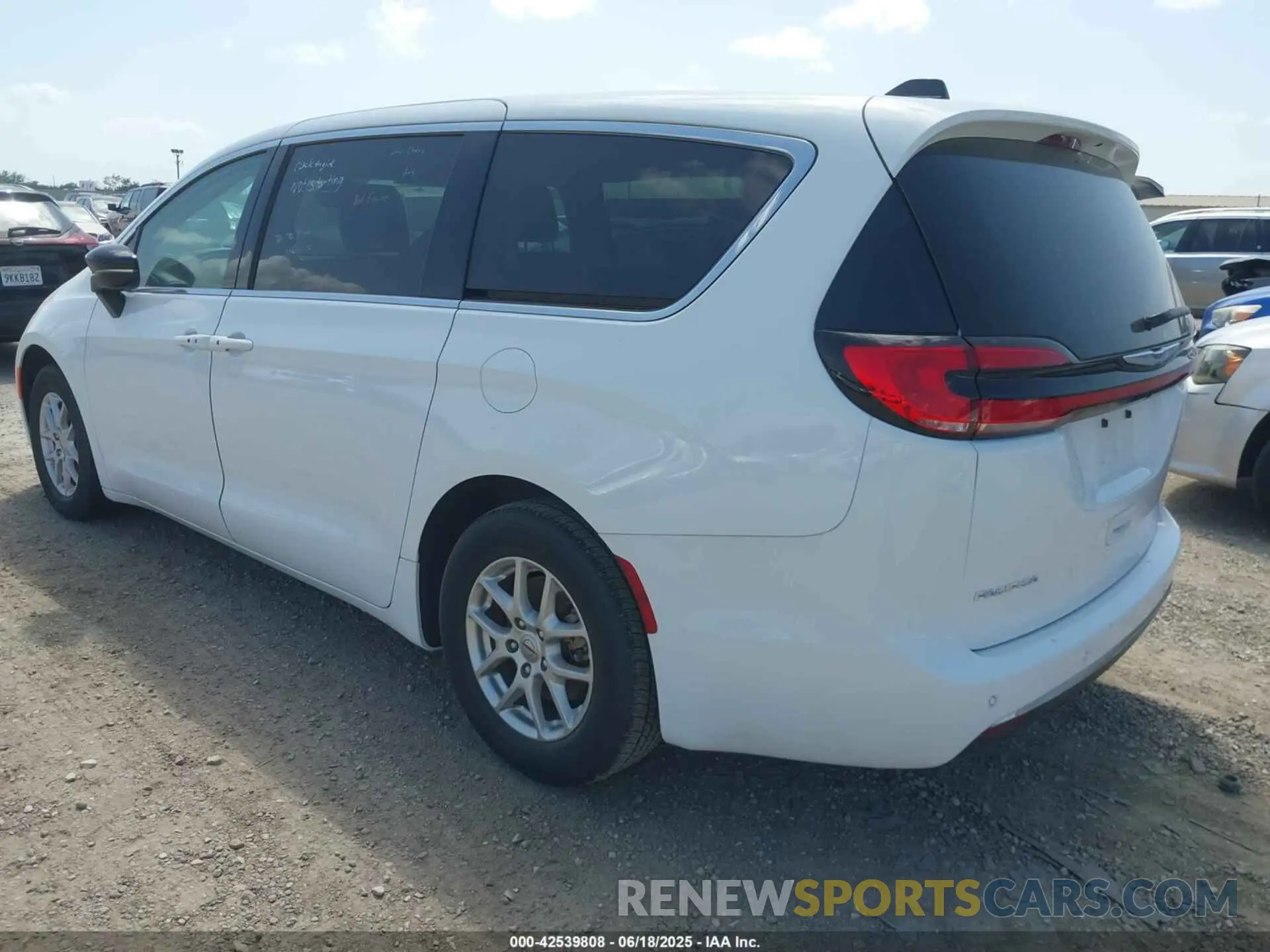3 Photograph of a damaged car 2C4RC1BGXRR145550 CHRYSLER PACIFICA 2024