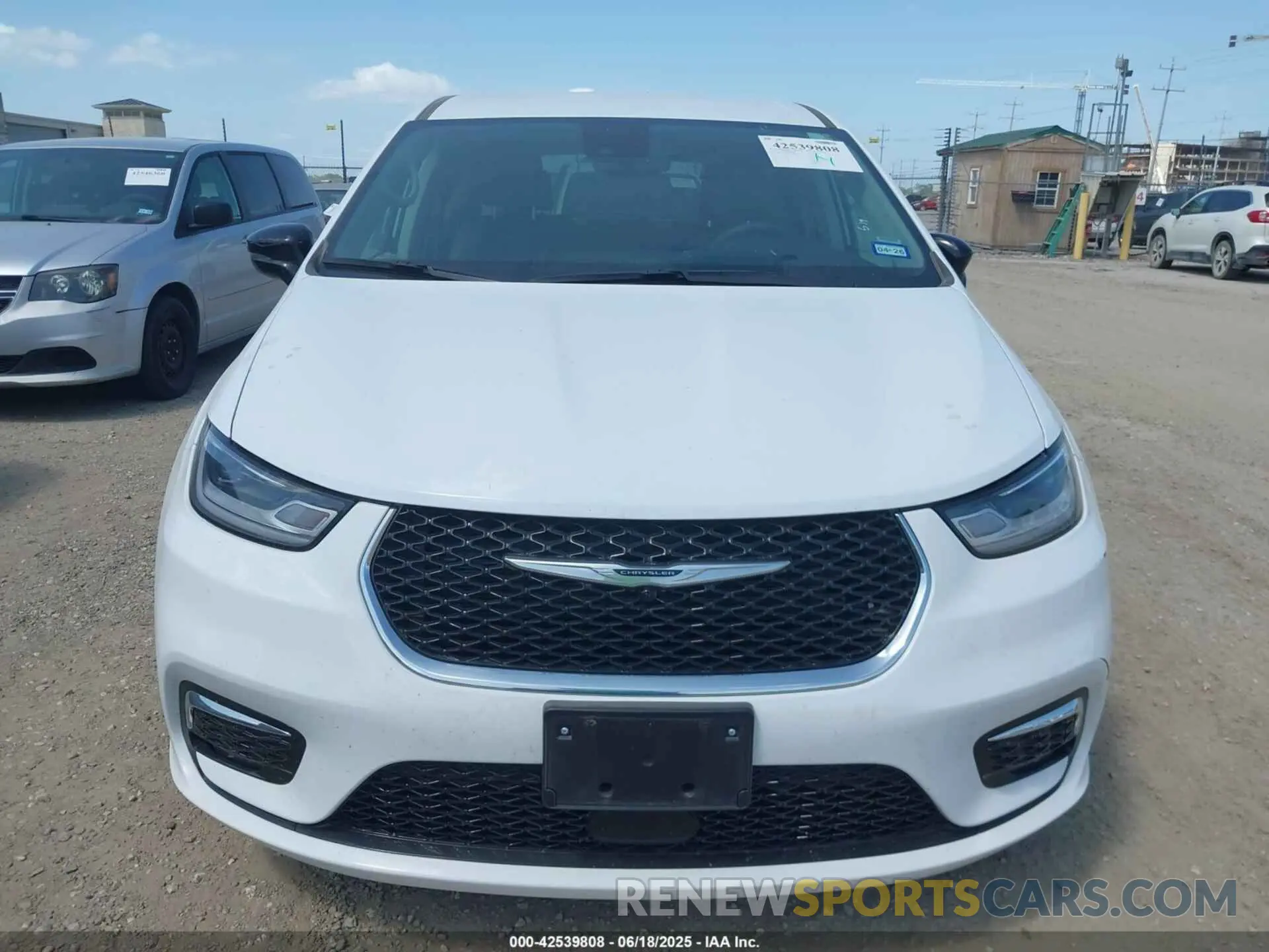 6 Photograph of a damaged car 2C4RC1BGXRR145550 CHRYSLER PACIFICA 2024