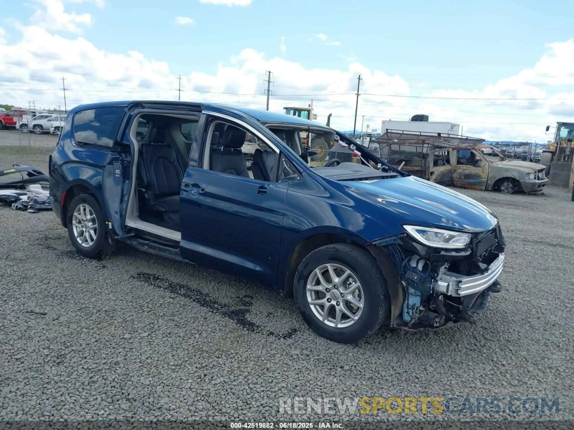 1 Photograph of a damaged car 2C4RC1BGXRR186924 CHRYSLER PACIFICA 2024