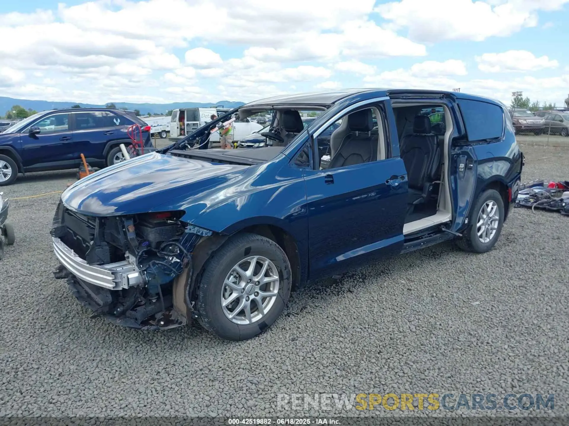 2 Photograph of a damaged car 2C4RC1BGXRR186924 CHRYSLER PACIFICA 2024