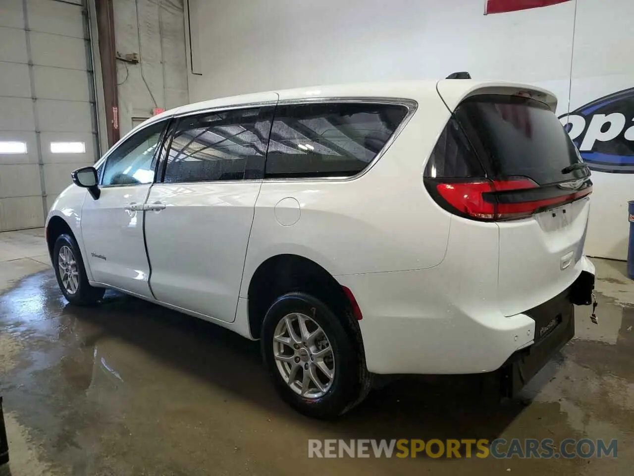 2 Photograph of a damaged car 2C4RC1FG5RR120601 CHRYSLER PACIFICA 2024