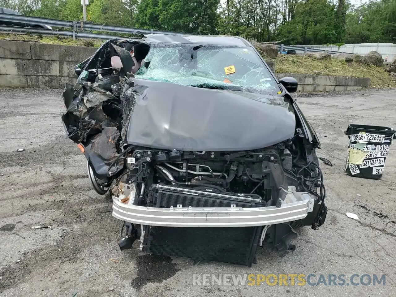 5 Photograph of a damaged car 2C4RC1FG8RR144018 CHRYSLER PACIFICA 2024