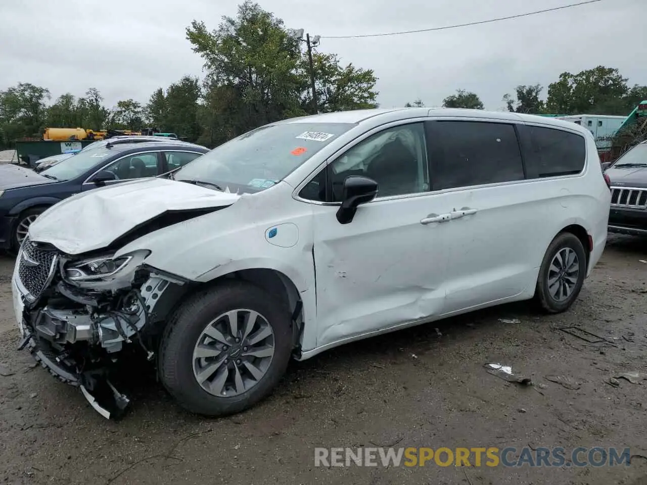 1 Photograph of a damaged car 2C4RC1S71RR121699 CHRYSLER PACIFICA 2024