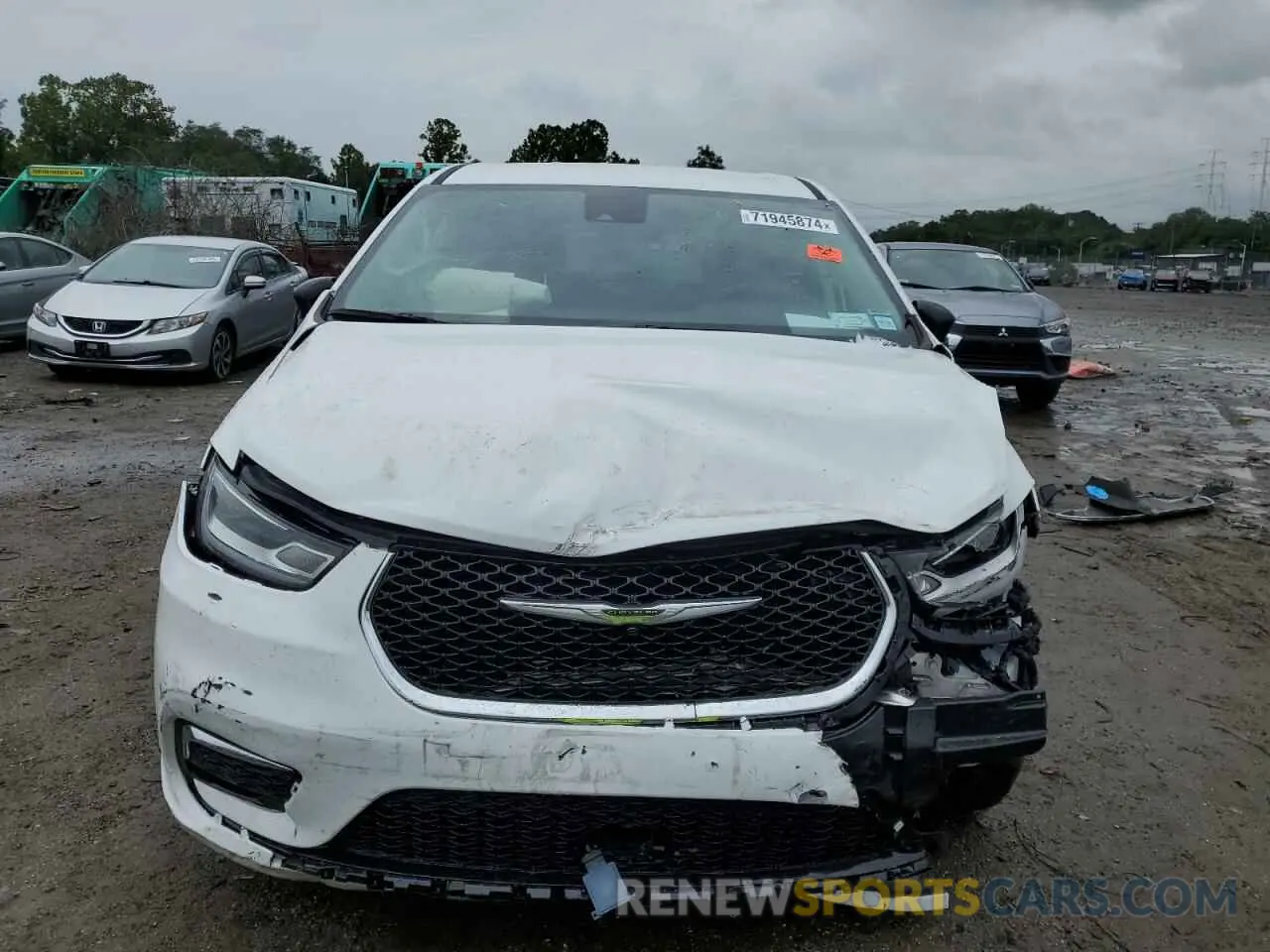 5 Photograph of a damaged car 2C4RC1S71RR121699 CHRYSLER PACIFICA 2024