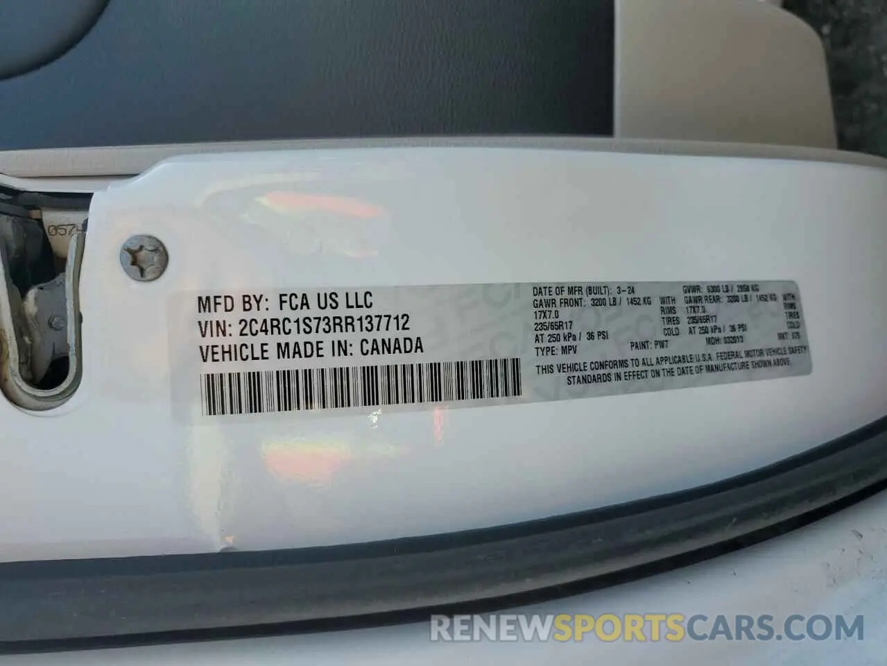 13 Photograph of a damaged car 2C4RC1S73RR137712 CHRYSLER PACIFICA 2024