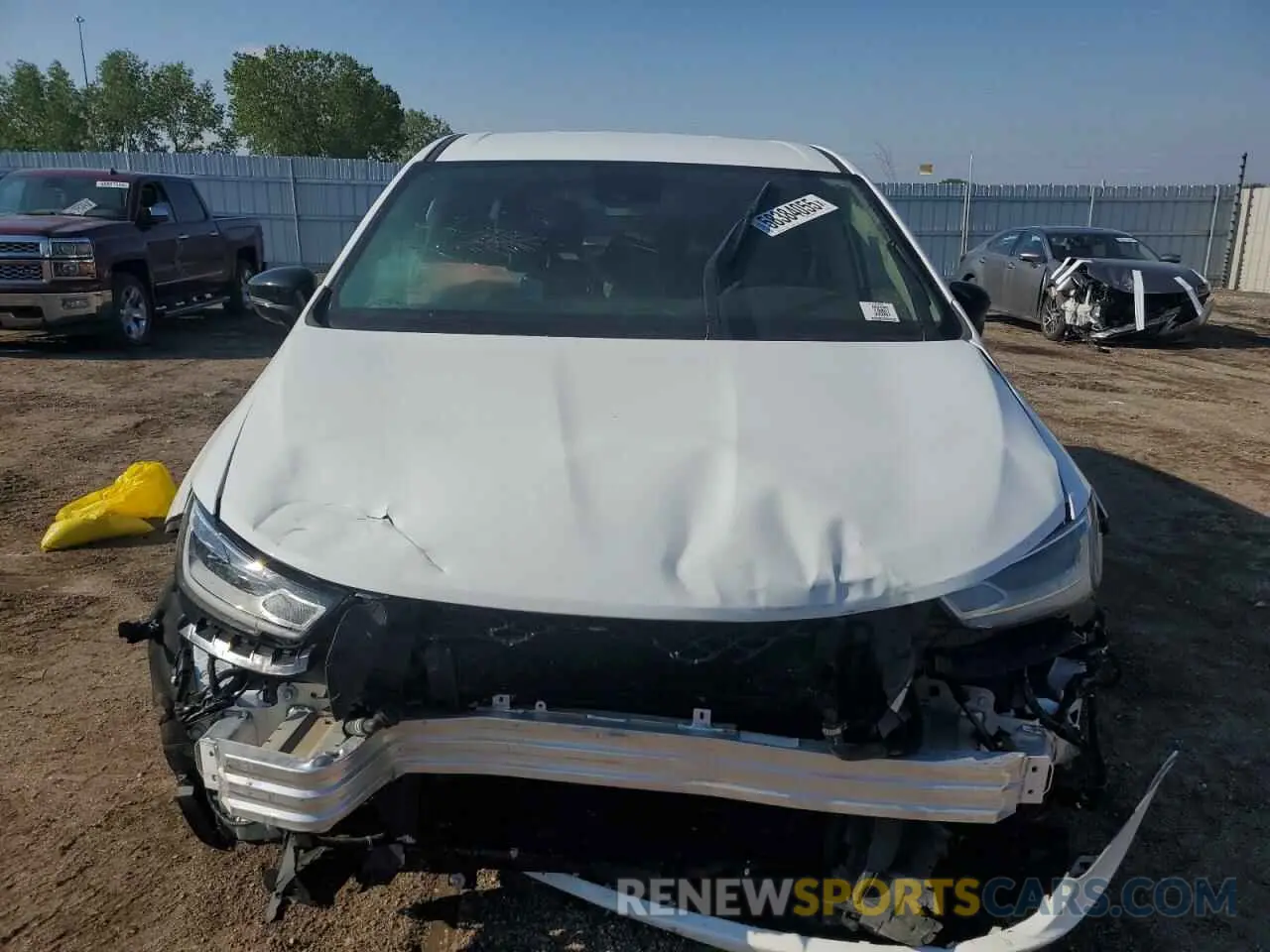 5 Photograph of a damaged car 2C4RC1S73RR137712 CHRYSLER PACIFICA 2024
