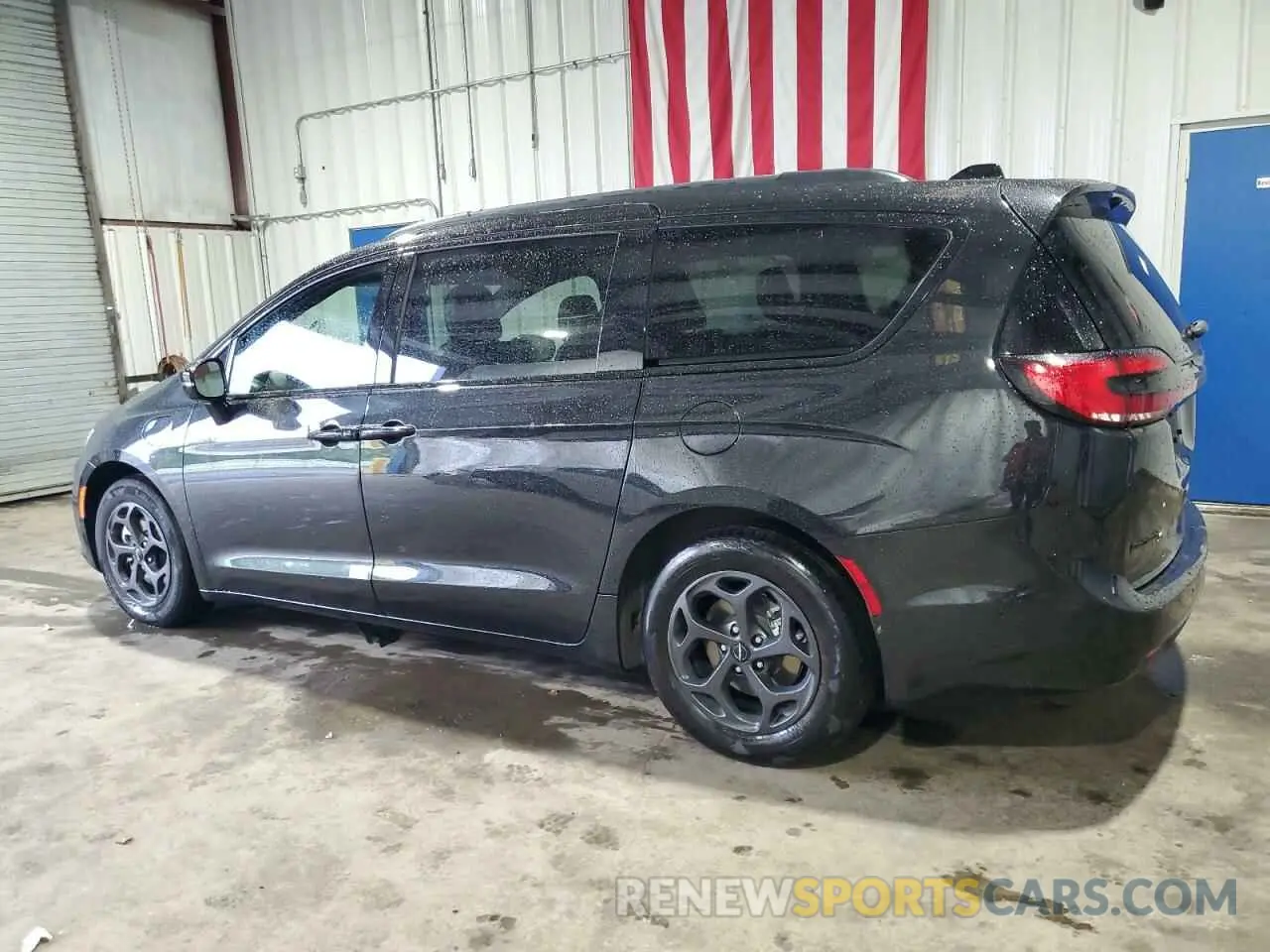 2 Photograph of a damaged car 2C4RC1S74RR102998 CHRYSLER PACIFICA 2024