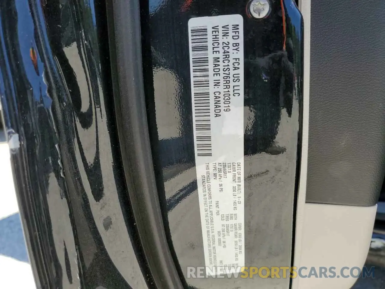 13 Photograph of a damaged car 2C4RC1S76RR103019 CHRYSLER PACIFICA 2024