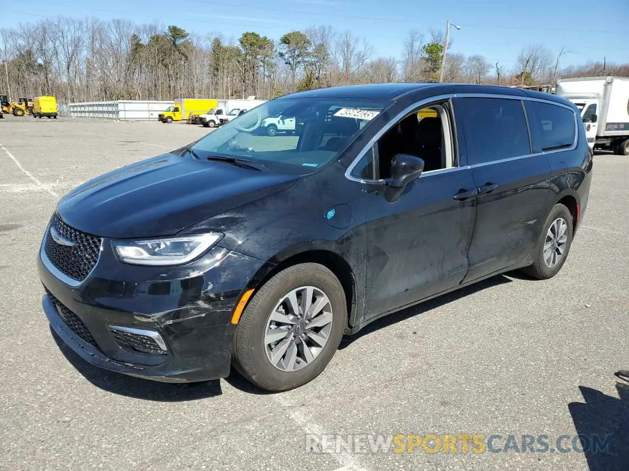 1 Photograph of a damaged car 2C4RC1S76RR157114 CHRYSLER PACIFICA 2024