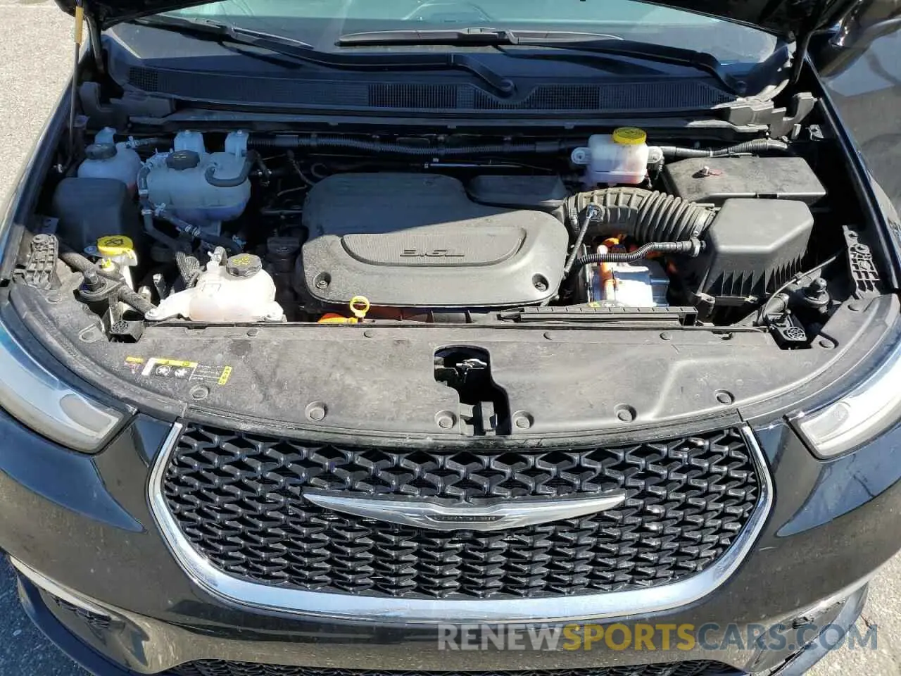 12 Photograph of a damaged car 2C4RC1S76RR157114 CHRYSLER PACIFICA 2024