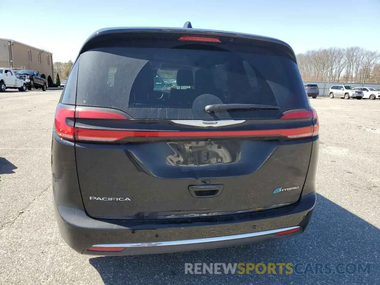 6 Photograph of a damaged car 2C4RC1S76RR157114 CHRYSLER PACIFICA 2024