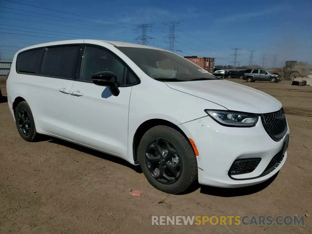 4 Photograph of a damaged car 2C4RC1S77RR138300 CHRYSLER PACIFICA 2024
