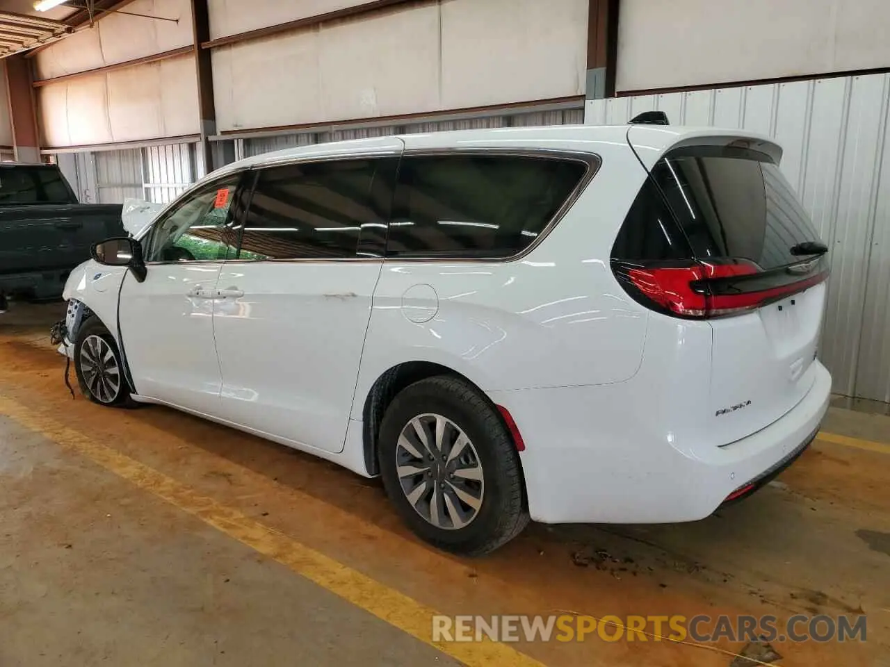 2 Photograph of a damaged car 2C4RC1S79RR121806 CHRYSLER PACIFICA 2024