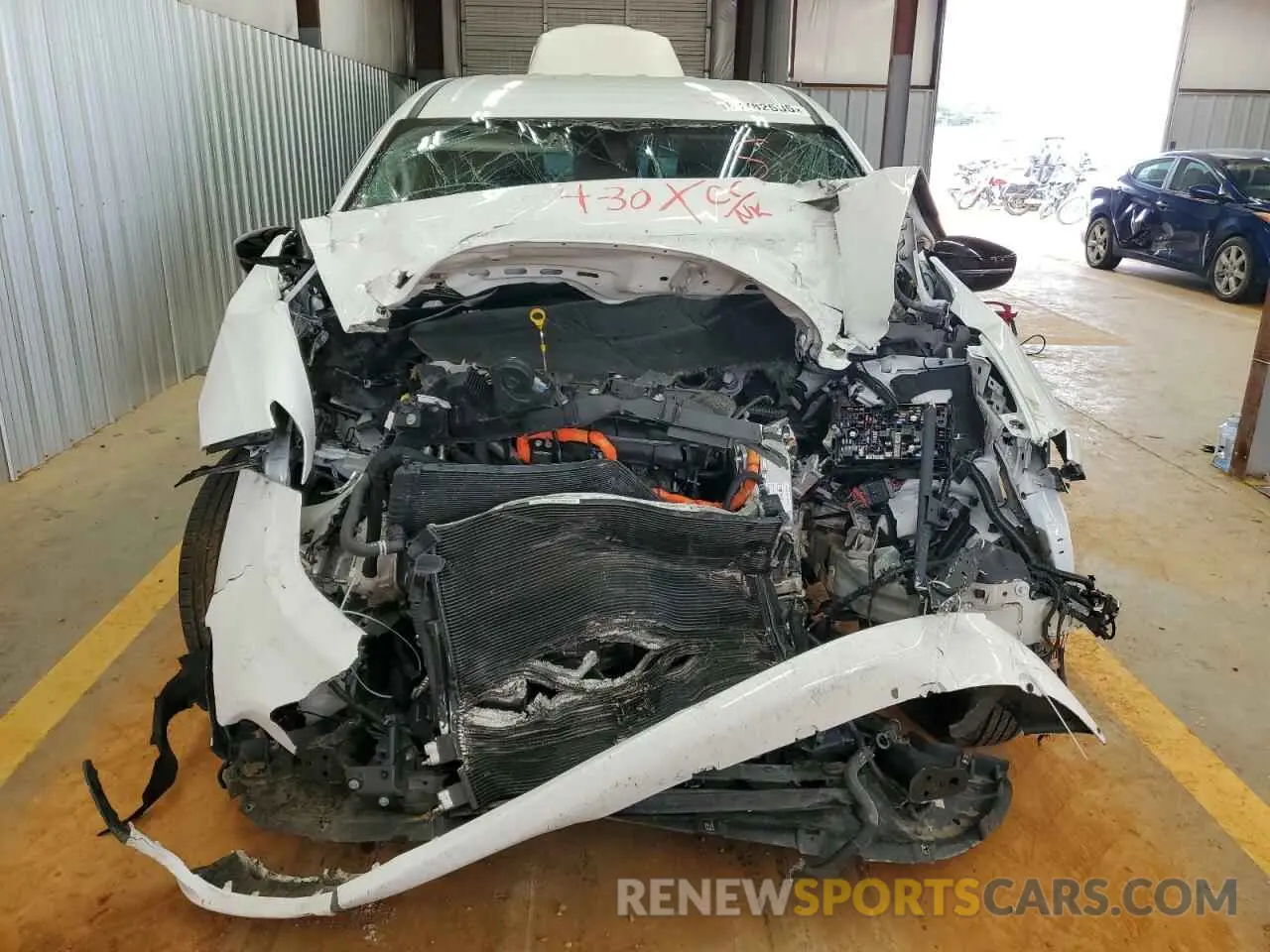 5 Photograph of a damaged car 2C4RC1S79RR121806 CHRYSLER PACIFICA 2024
