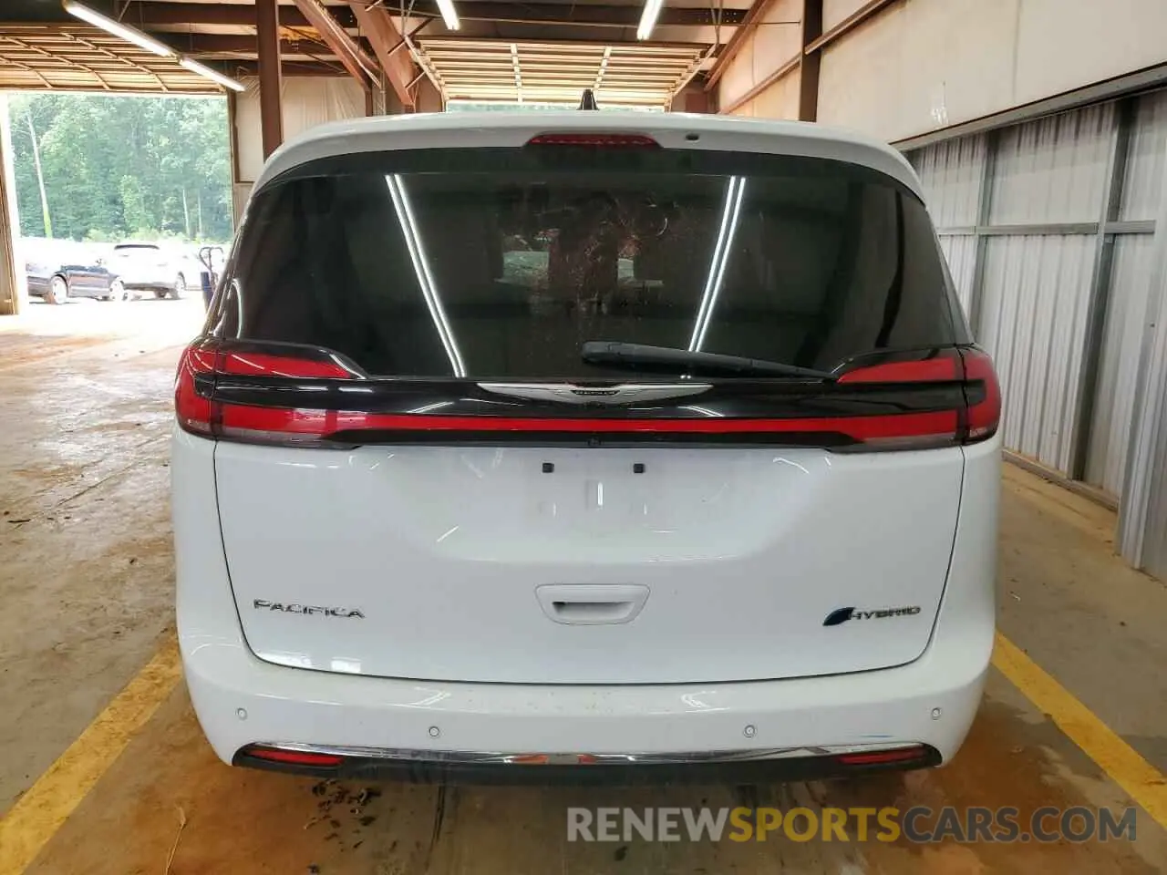 6 Photograph of a damaged car 2C4RC1S79RR121806 CHRYSLER PACIFICA 2024