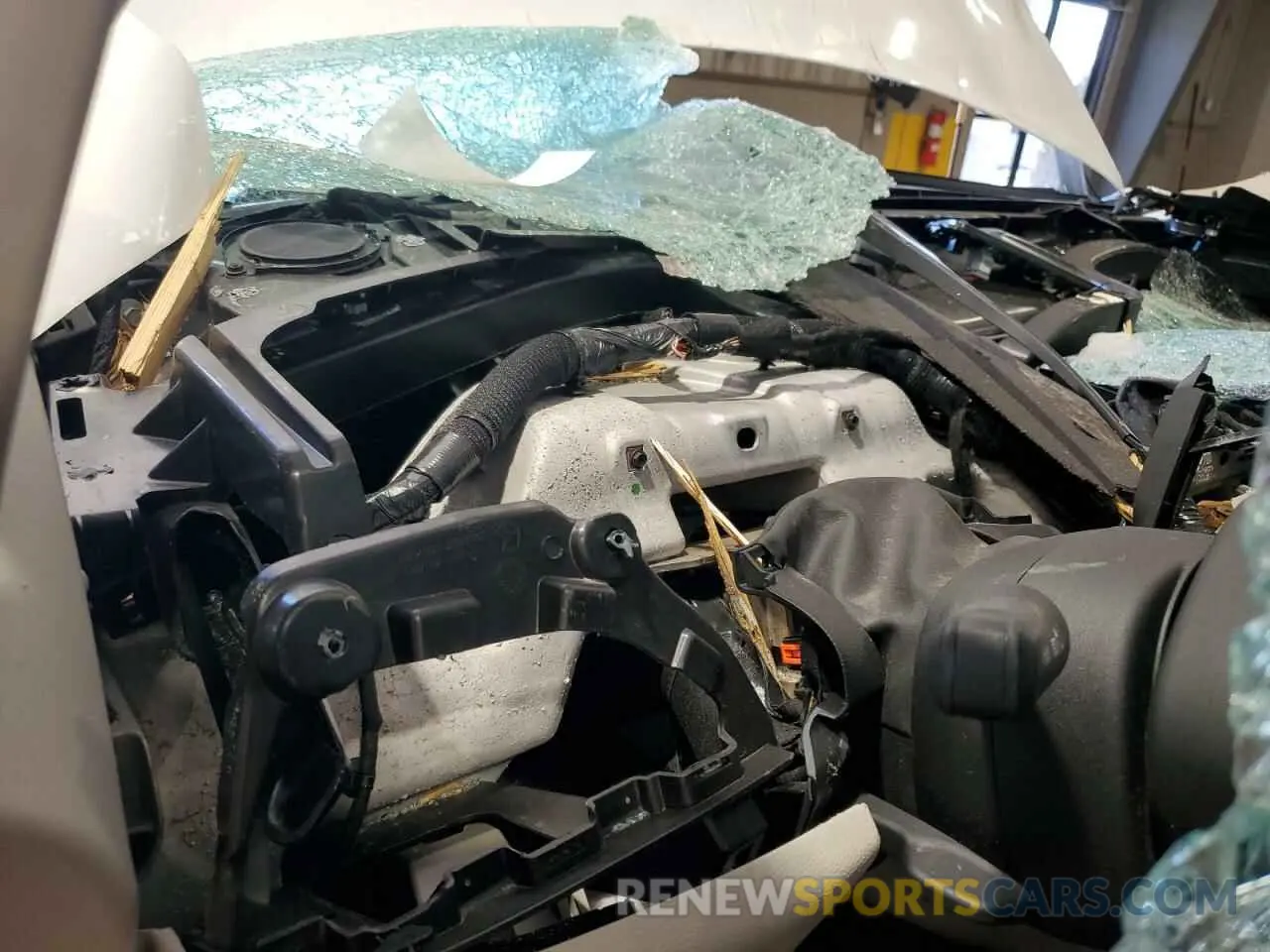9 Photograph of a damaged car 2C4RC1S7XRR118204 CHRYSLER PACIFICA 2024