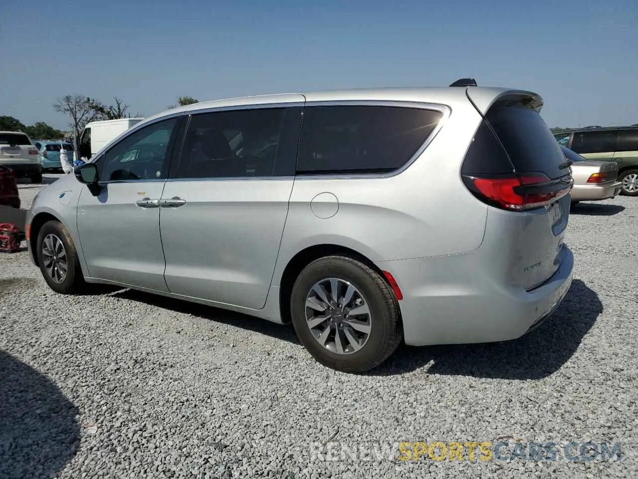 2 Photograph of a damaged car 2C4RC1S7XRR126898 CHRYSLER PACIFICA 2024