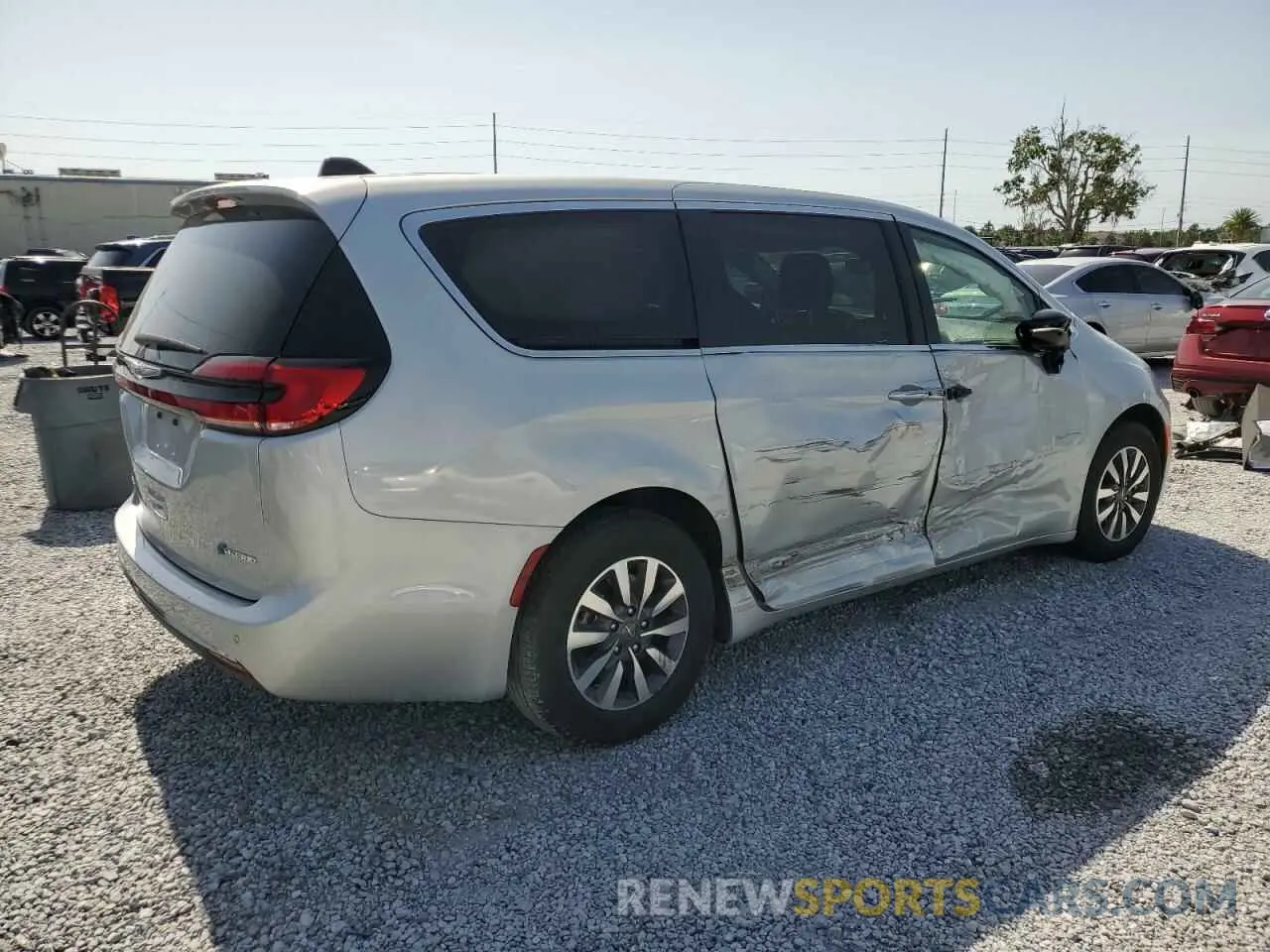 3 Photograph of a damaged car 2C4RC1S7XRR126898 CHRYSLER PACIFICA 2024