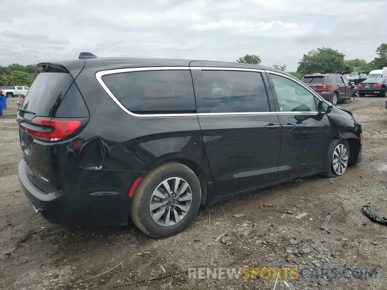 3 Photograph of a damaged car 2C4RC1S7XRR130577 CHRYSLER PACIFICA 2024