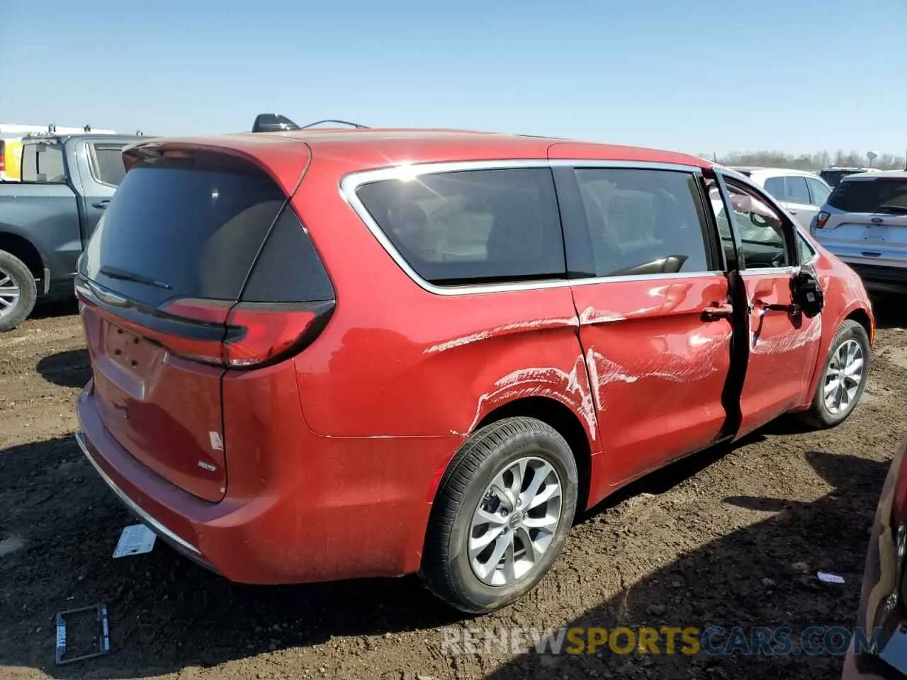 3 Photograph of a damaged car 2C4RC3BG1RR203525 CHRYSLER PACIFICA 2024