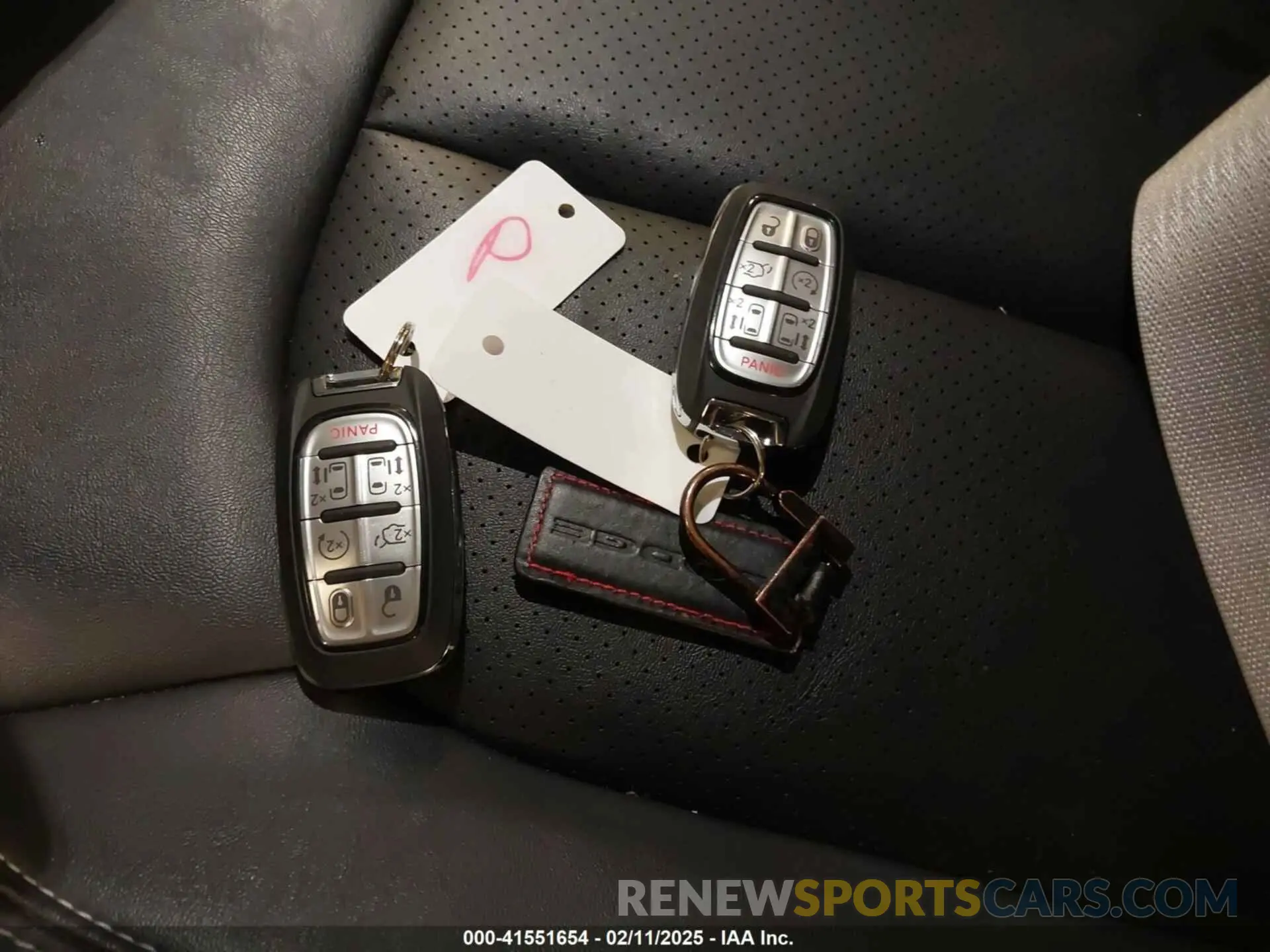 11 Photograph of a damaged car 2C4RC3BG2RR204716 CHRYSLER PACIFICA 2024