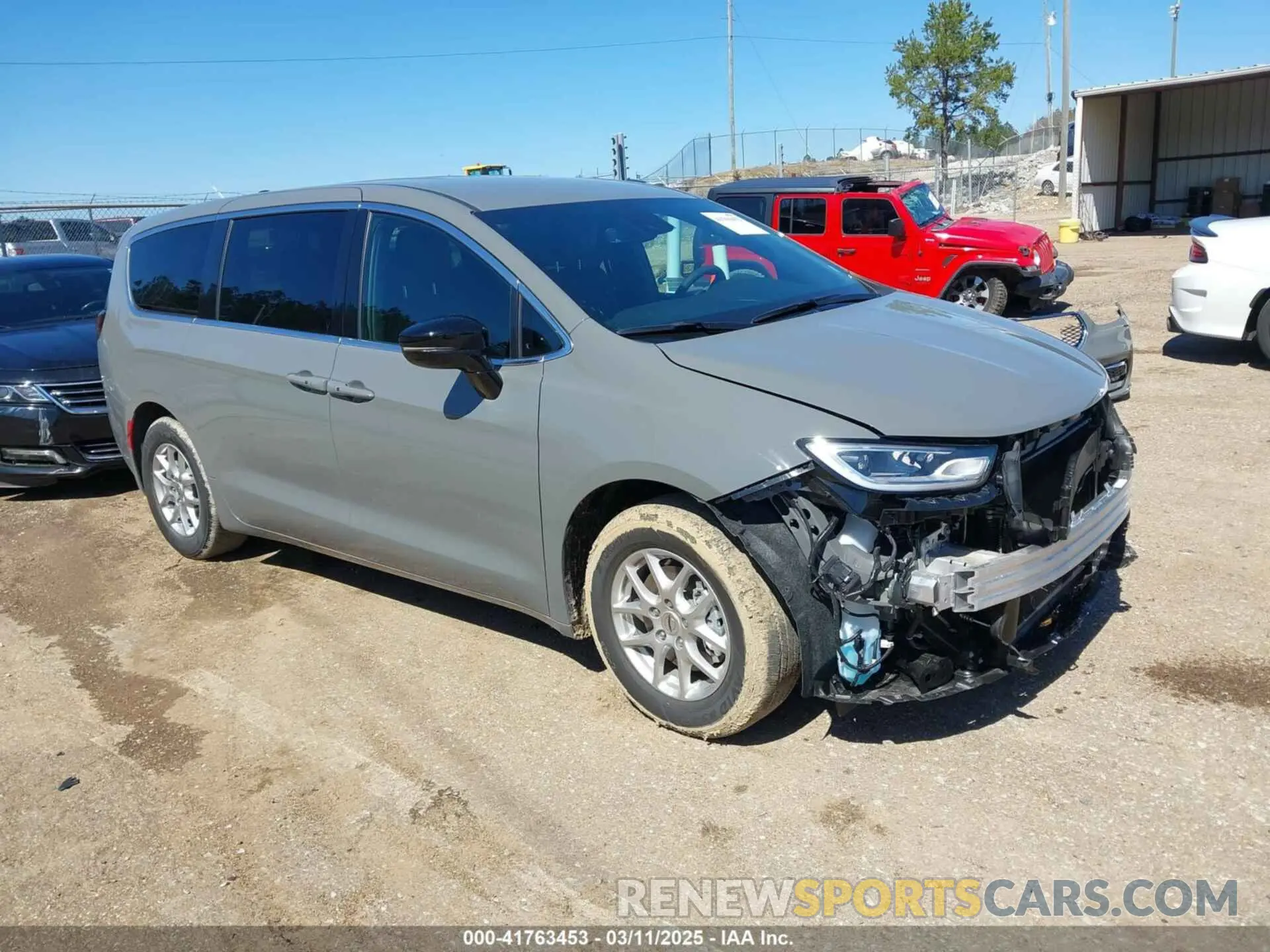 1 Photograph of a damaged car 2C4RC1BG0SR541282 CHRYSLER PACIFICA 2025