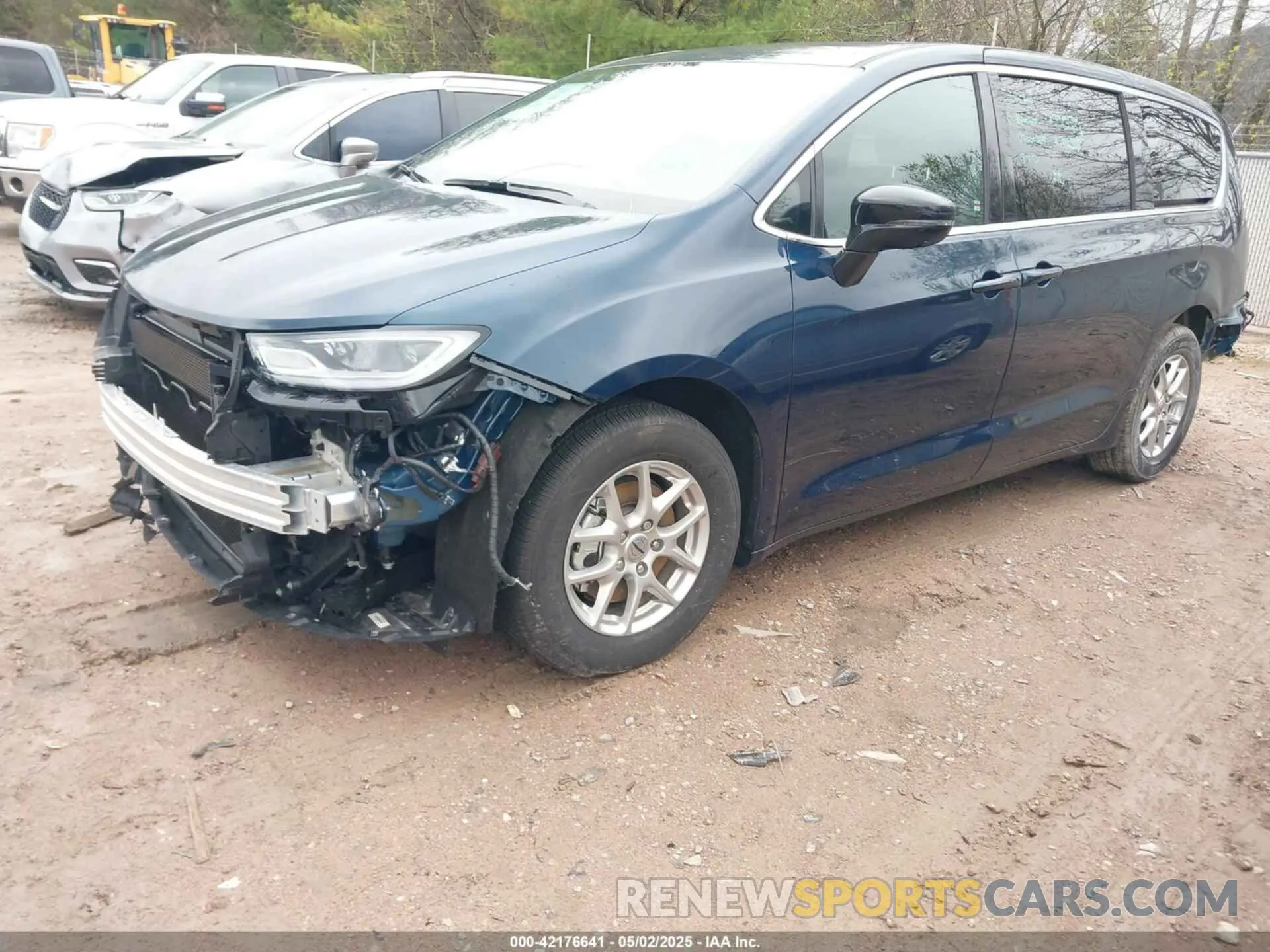 2 Photograph of a damaged car 2C4RC1BG1SR505052 CHRYSLER PACIFICA 2025