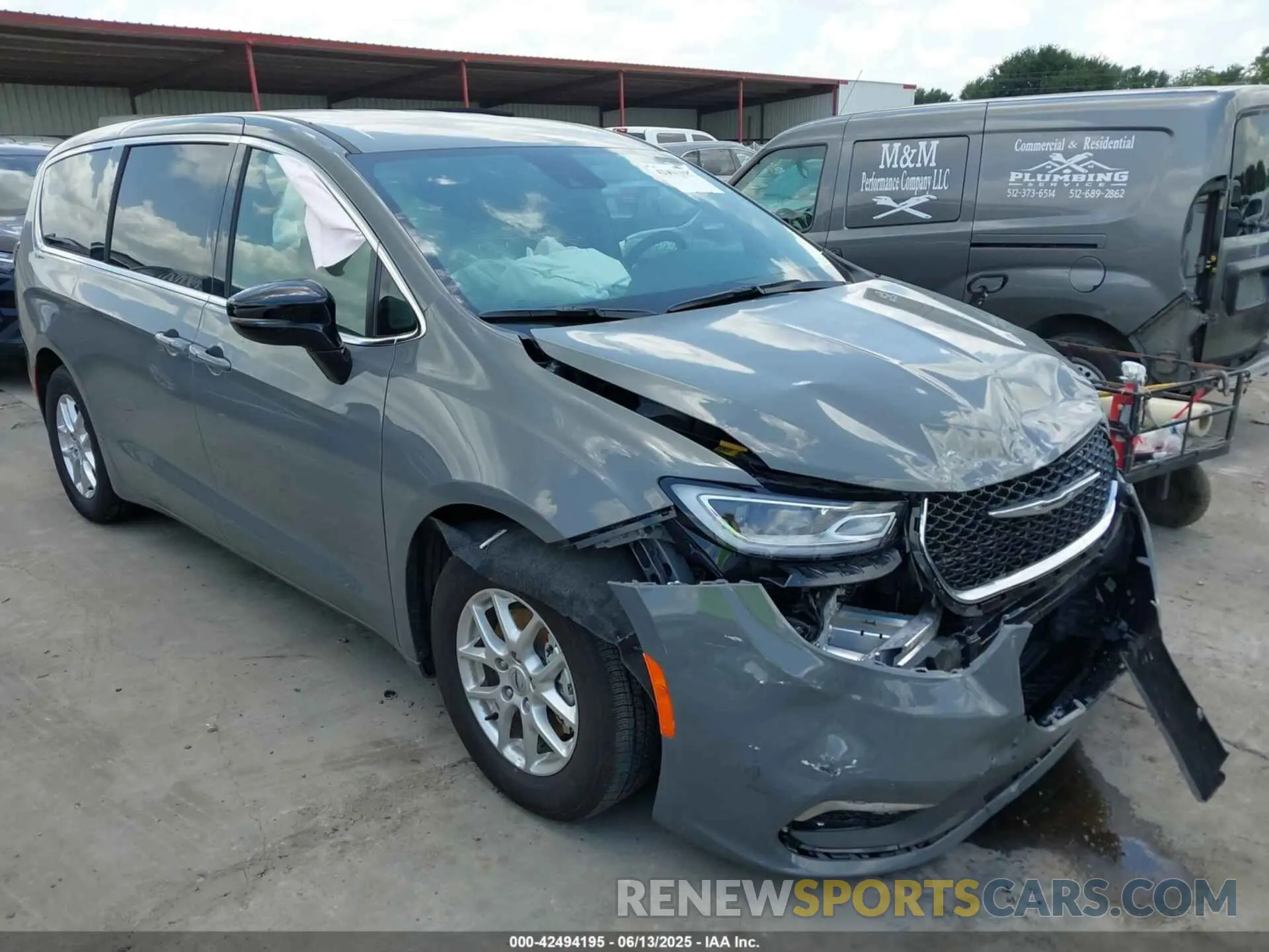 1 Photograph of a damaged car 2C4RC1BG6SR530951 CHRYSLER PACIFICA 2025