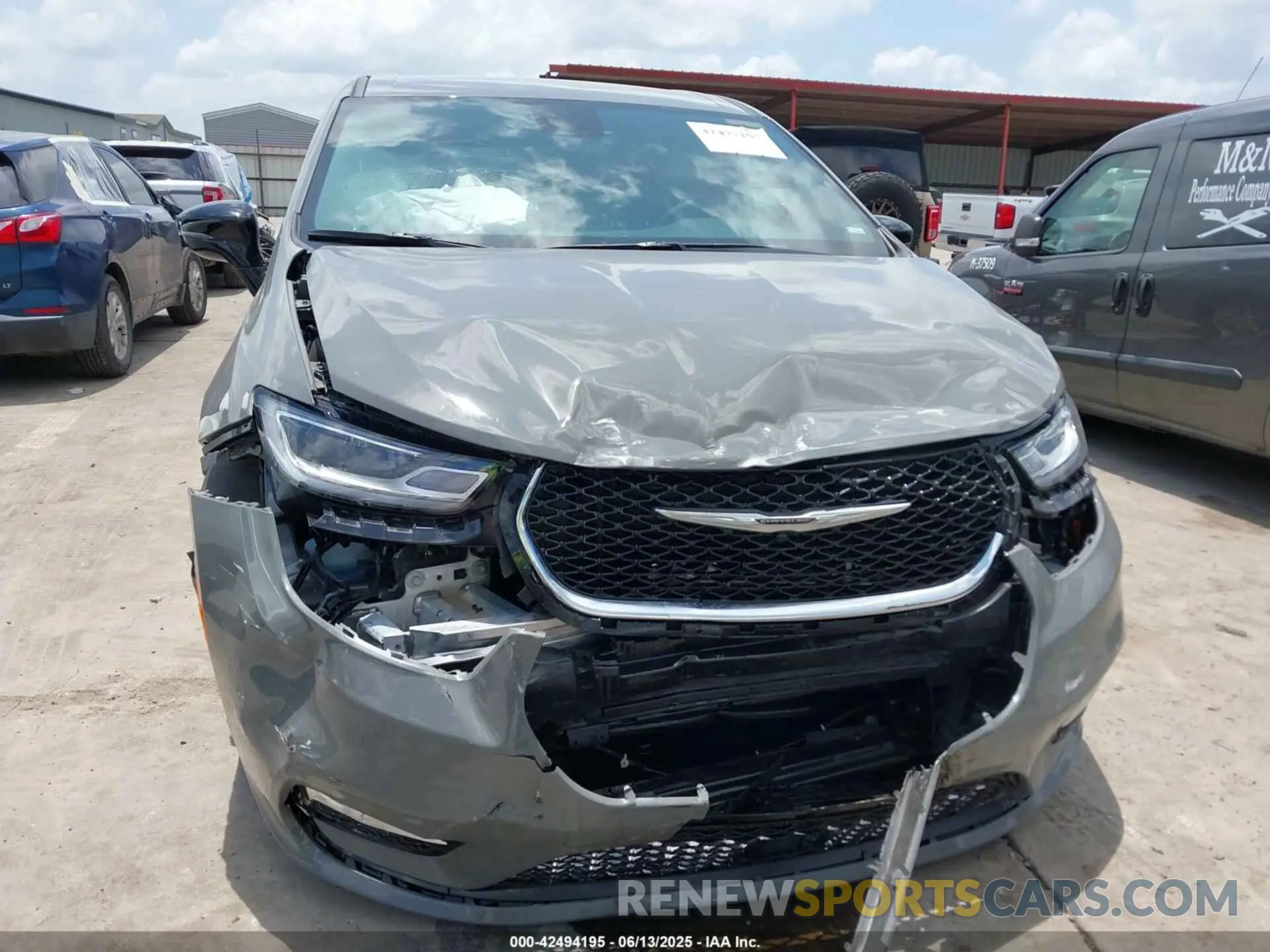 6 Photograph of a damaged car 2C4RC1BG6SR530951 CHRYSLER PACIFICA 2025